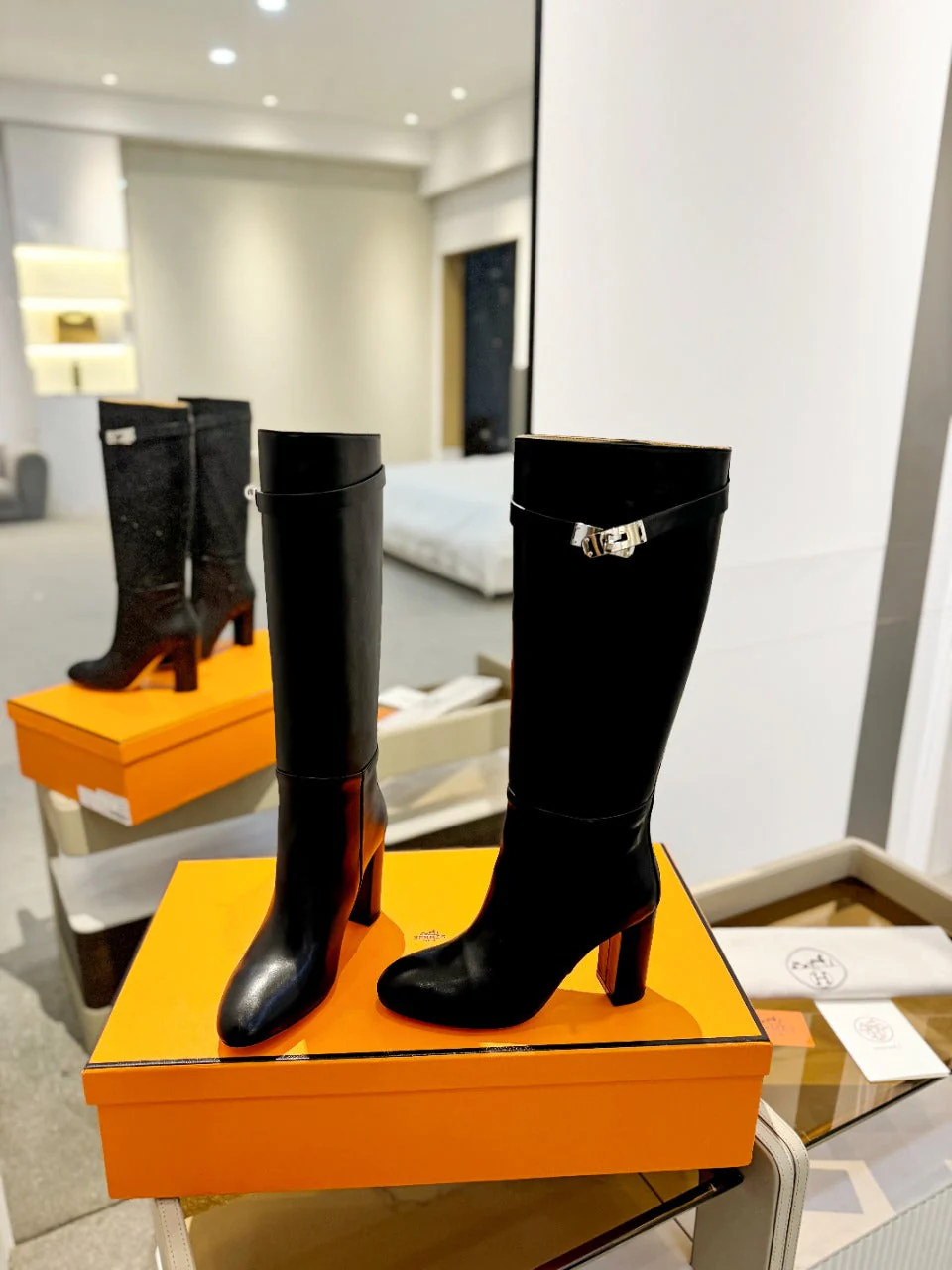 STORY BOOT 85MM IN BLACK CALFSKIN