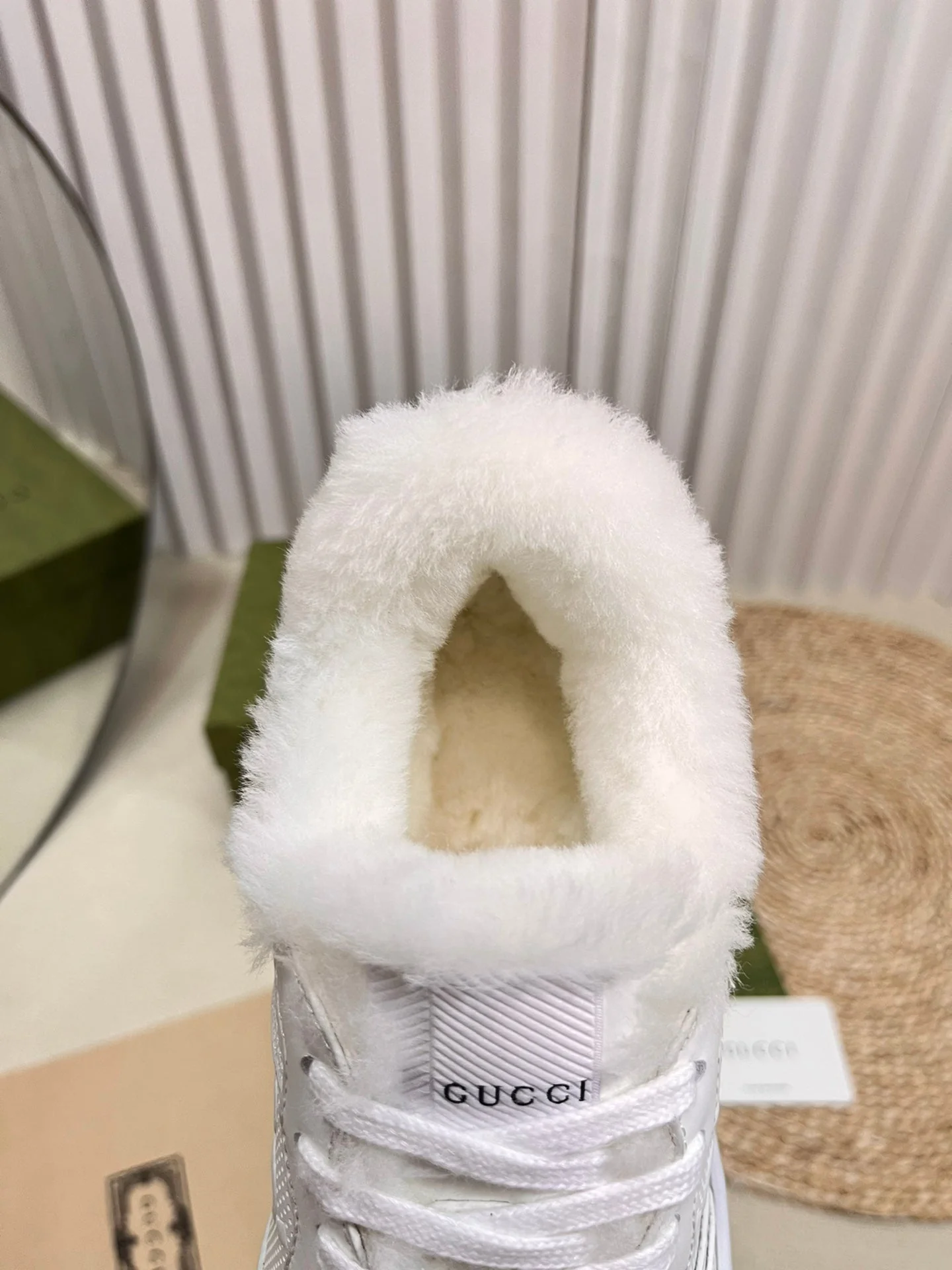 SNEAKER IN RICE WHITE CALFSKIN AND LAMB WOOL LINING