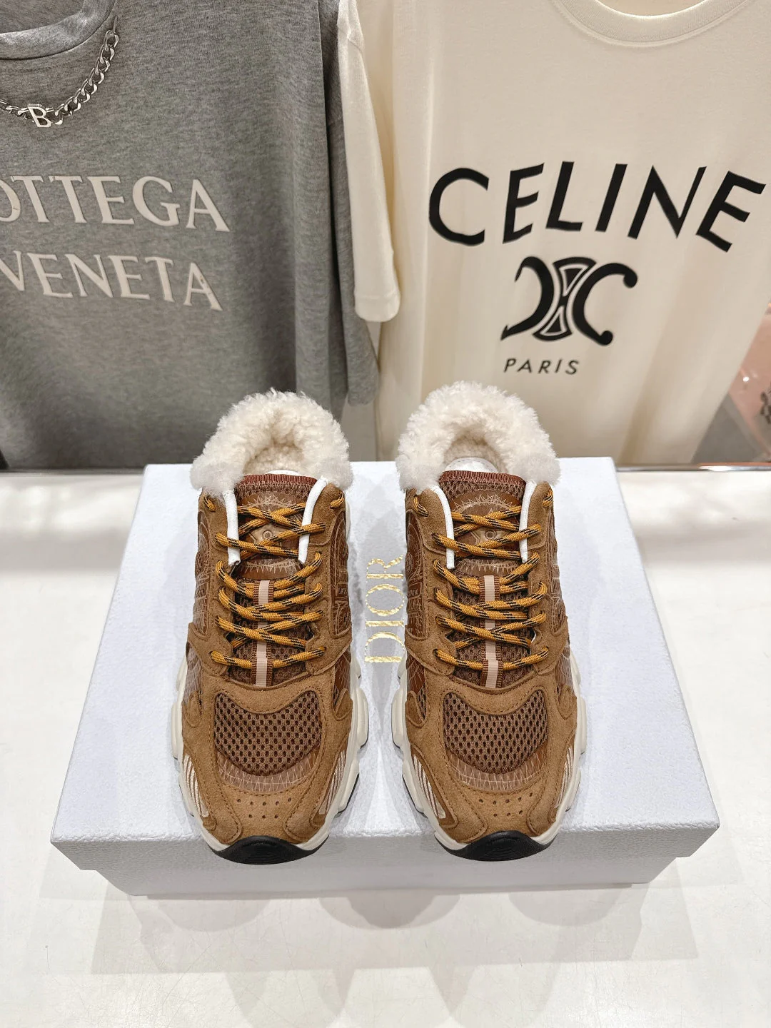 DIOR CHRONO SNEAKER 25S IN BROWN SUEDE AND MESH FABRIC