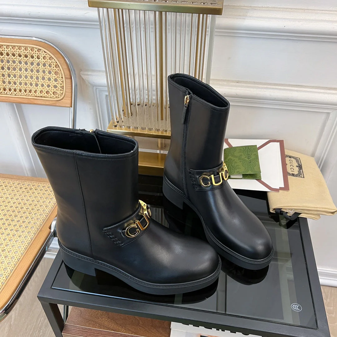 GG CLASSIC LOGO ANKLE BOOTS IN BLACK CALFSKIN