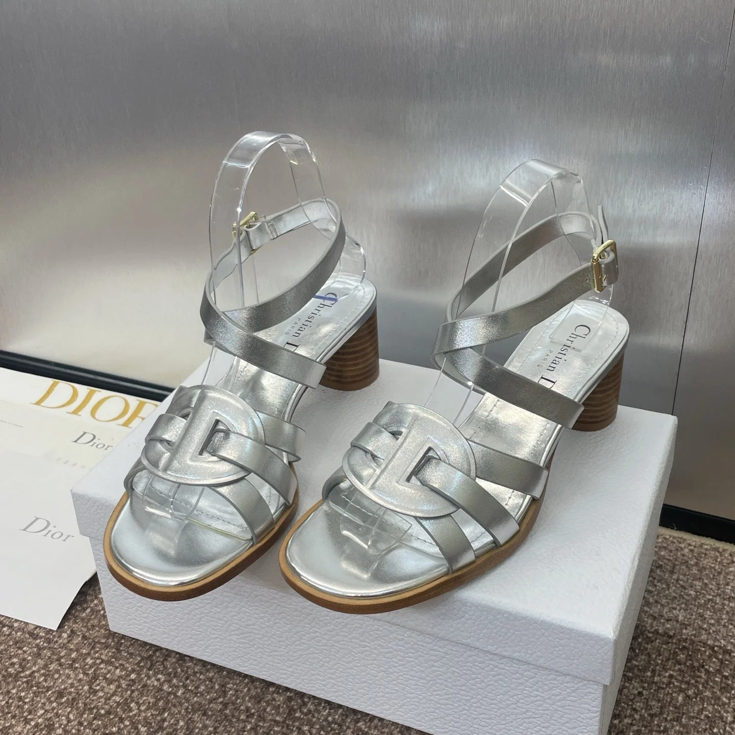 D-CLUB HIGH HEEL SLIDE 25S 55MM IN SILVER GLOSSY CALFSKIN