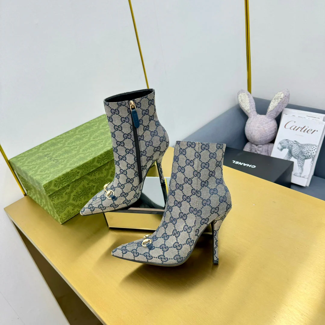 GG HORSEBIT ANKLE BOOT IN PALE GRAY MONOGRAM CANVAS