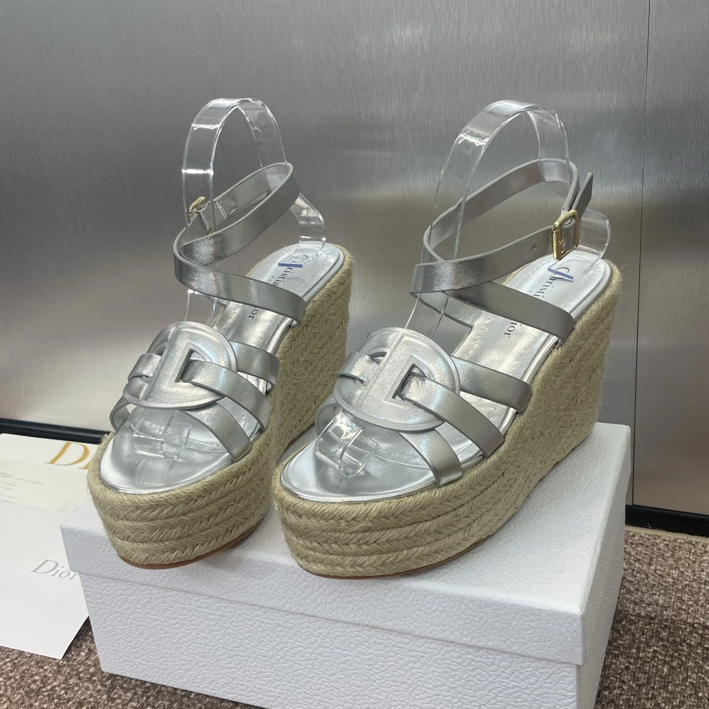 D-CLUB 25S HIGH HEEL WEDGE 100MM IN SILVER GLOSSY CALFSKIN RAFFIA SOLE
