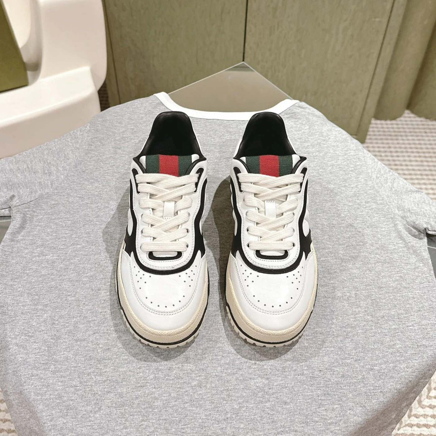 GG Retro sneakers WHite Black