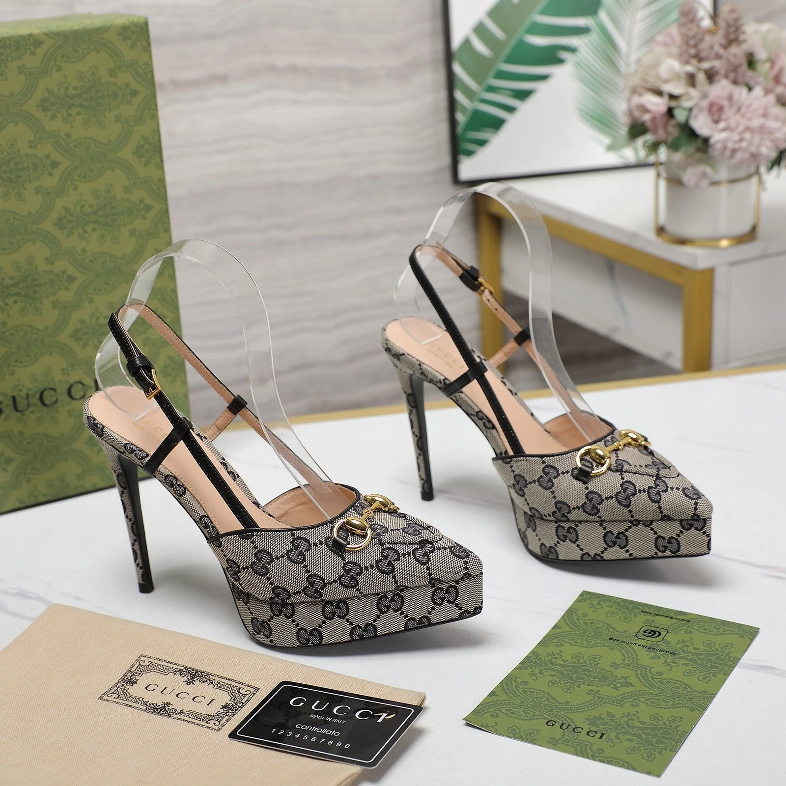 GG Valentino High heels Black