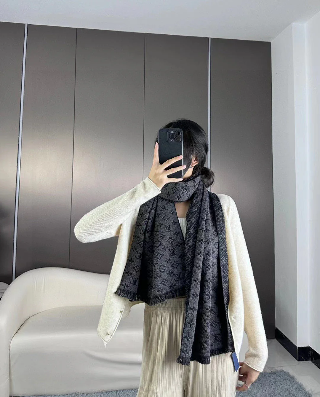 SCARF 180 CM IN PRUSSIAN BLUE CLASSIC MONOGRAM CASHMERE 396439