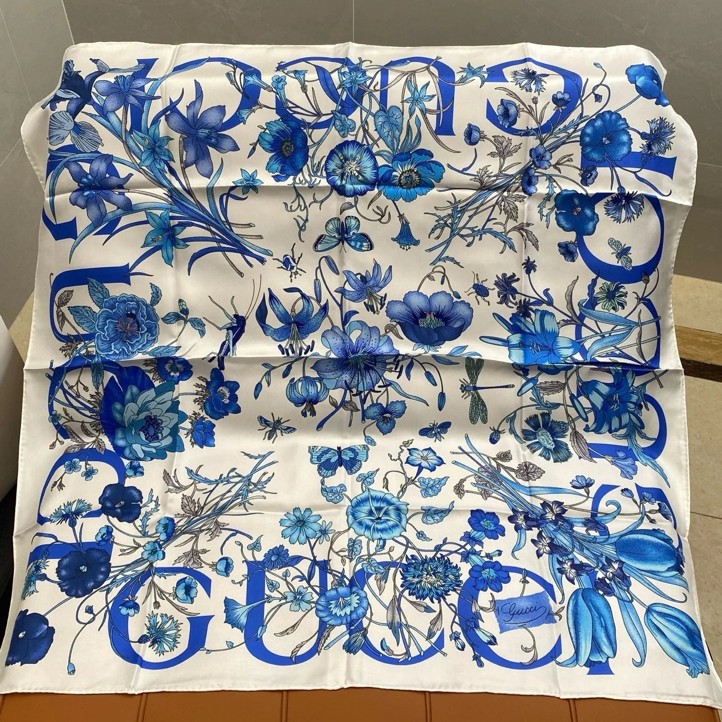 DIOR SCARF 90 CM IN SILK FABRIC 703657
