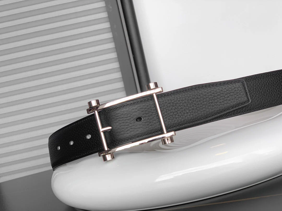 HM REVERSIBLE BLACK LEATHER STRAP 32 MM SILVER HARDWARE
