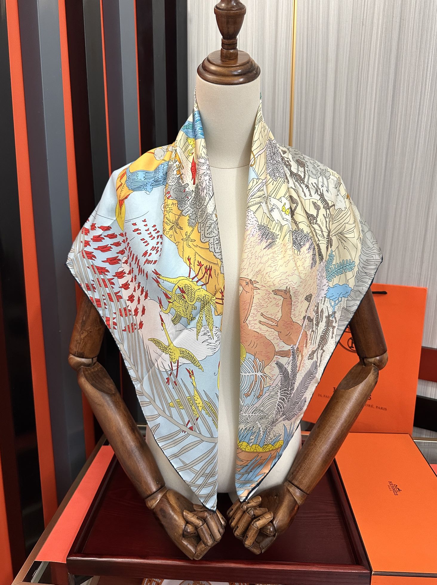 HERMES 25S SCARF 90 IN SILK 727408