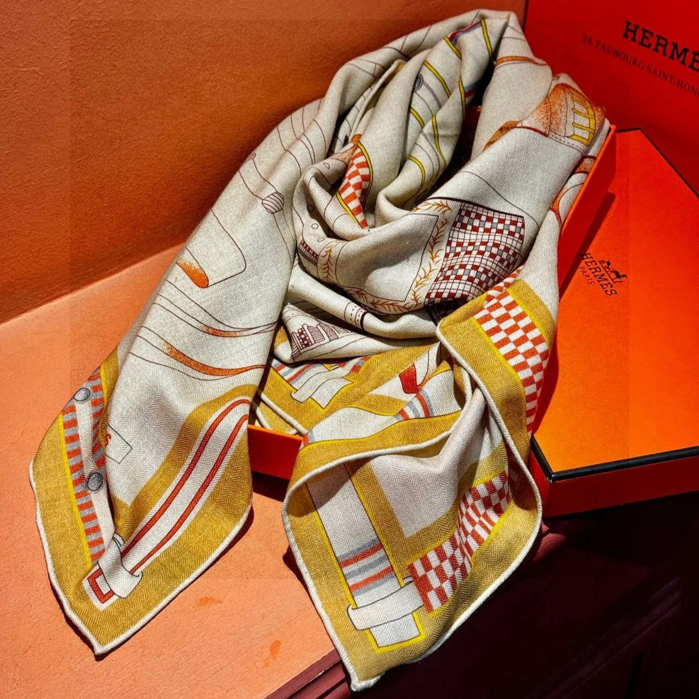 HERMES 25S SCARF 140 IN SILK AND CASHMERE 735808