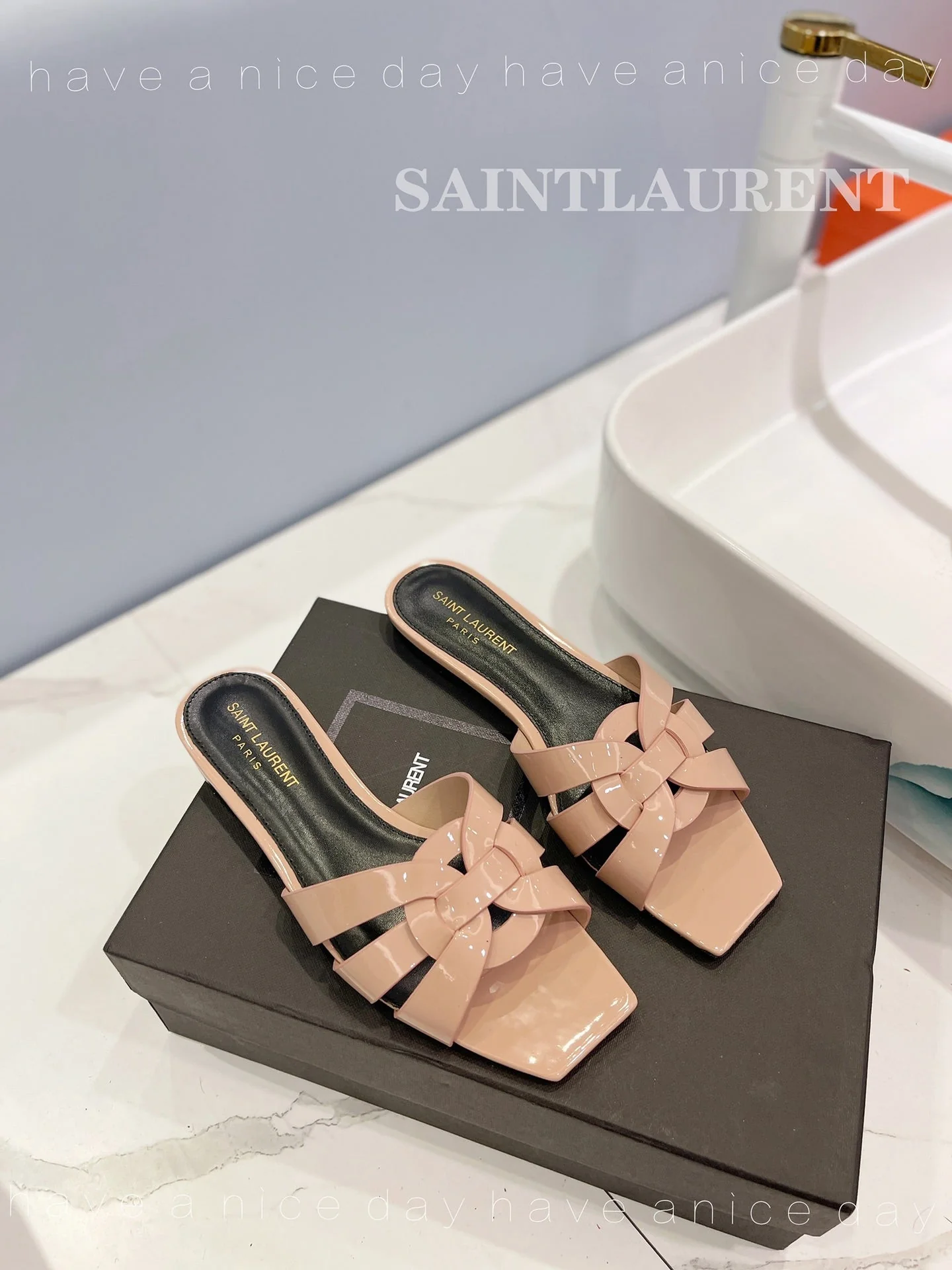 SL TRIBUTE SLIPPERS GLOSSY PINK NUDE CALFSKIN