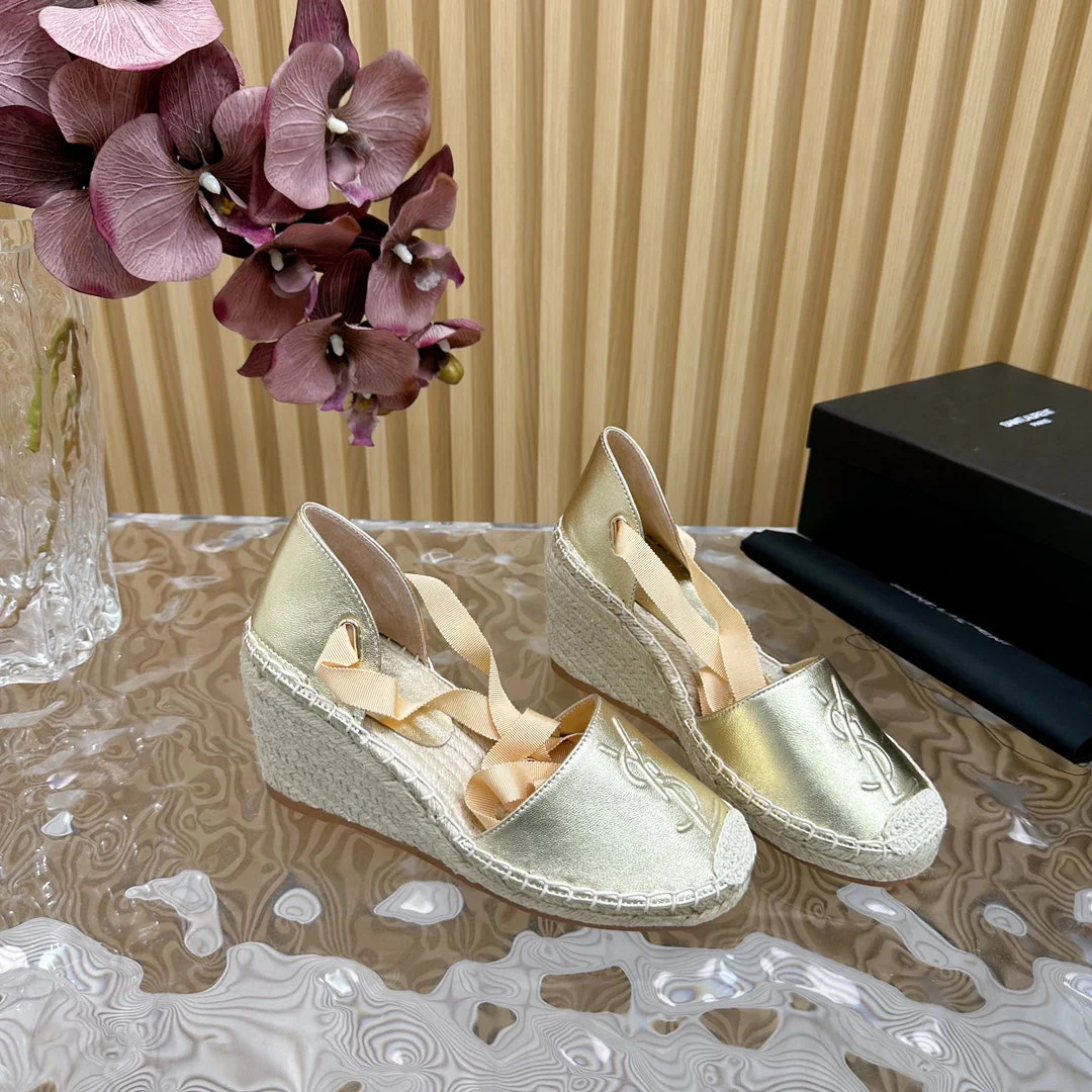 SL WEDGE SANDALS METALLIC GOLD CALFSKIN AND STRAW