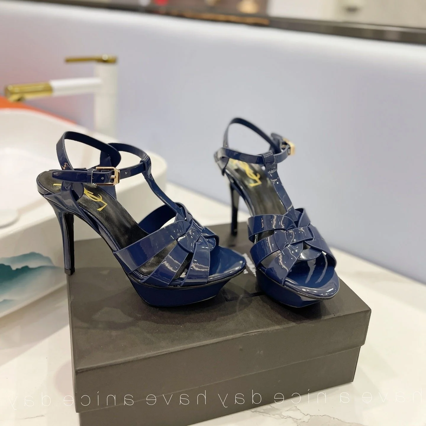 SL TRIBUTE POINED TOE SANDALS GLOSSY NAVY CALFSKIN