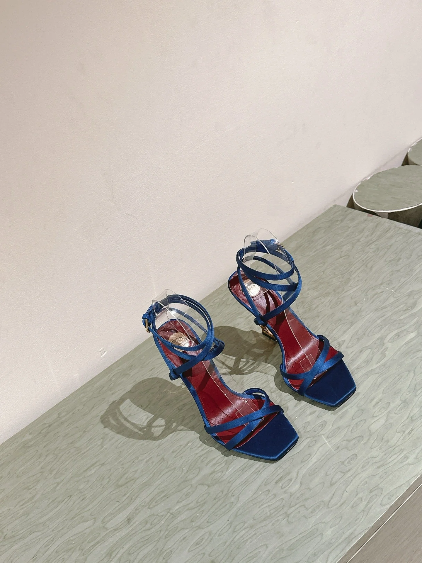 YSL 25S HIGH-HEEL SANDALS 100 MM IN DEEP NAVY BLUE SATIN WITH YSL LOGO HEEL DESIGN IN GOLD