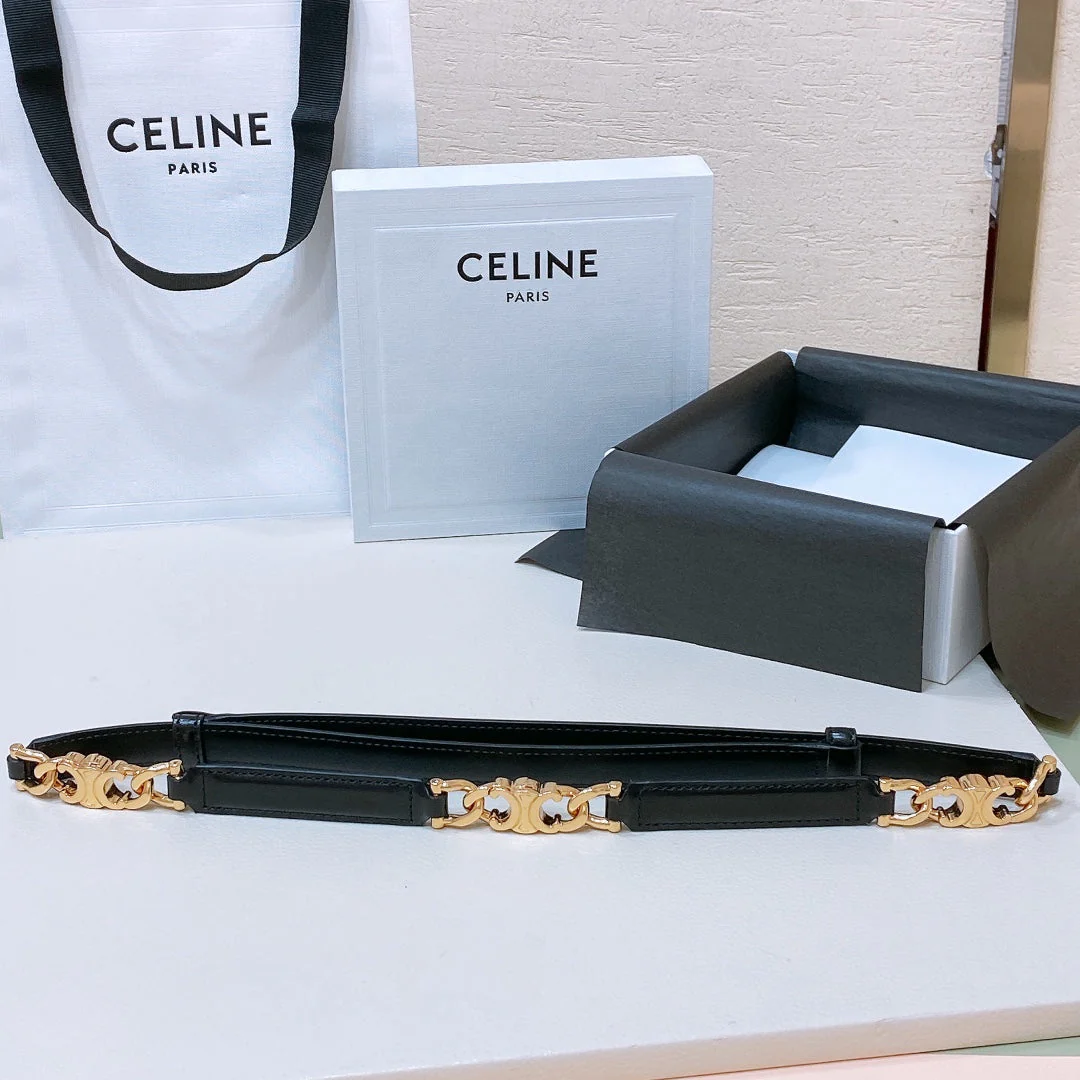 SMALL 18 MM GOURMETTE TRIOMPHE ADJUSTABLE BELT IN BLACK LEATHER GOLD HARDWARE