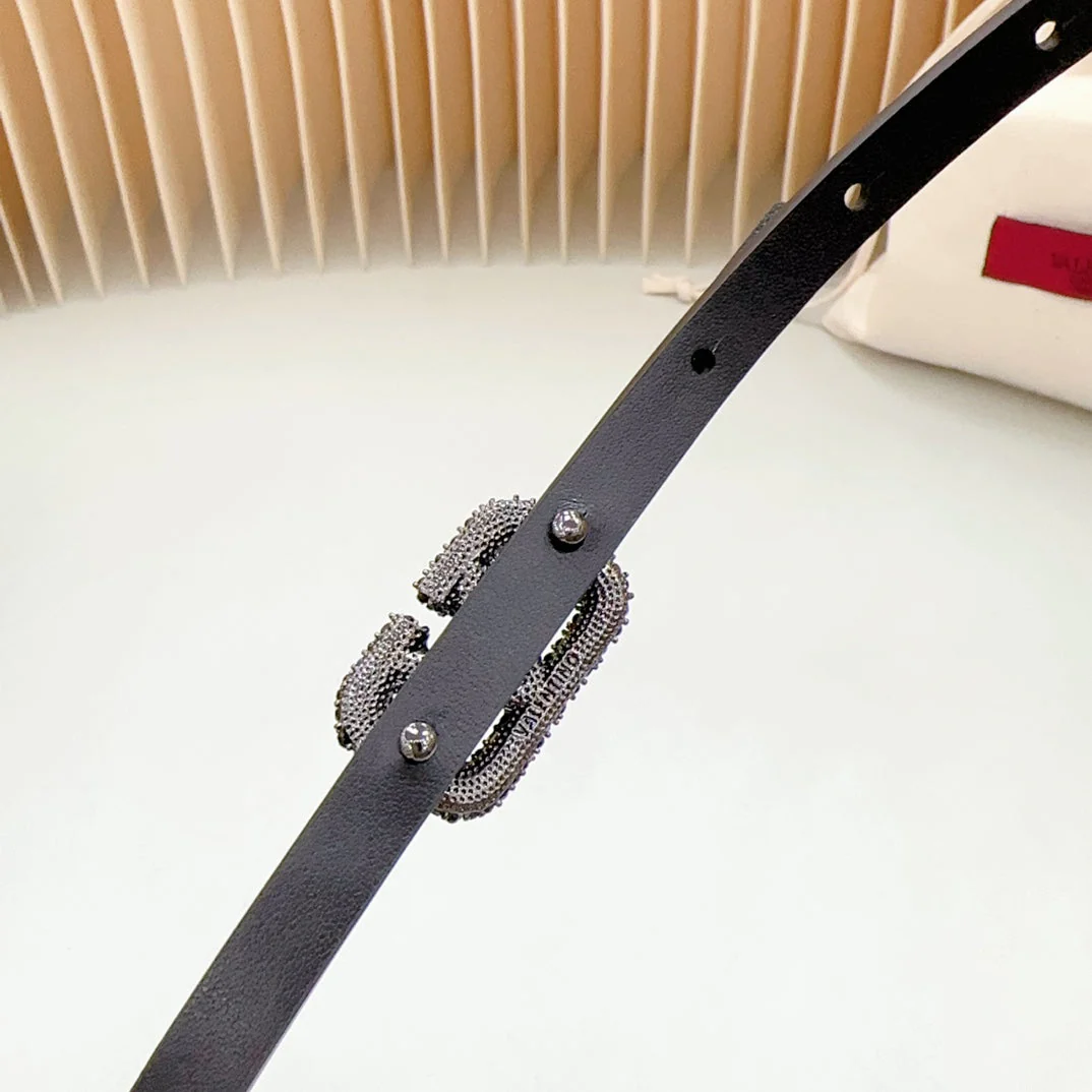 VL Belt 8mm Buckle Black Diamond Leather Black
