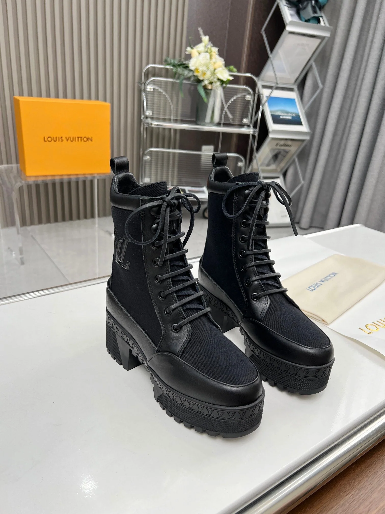 LAUREATE PLATFORM DESERT BOOT IN BLACK JACQUARD AND CALFSKIN