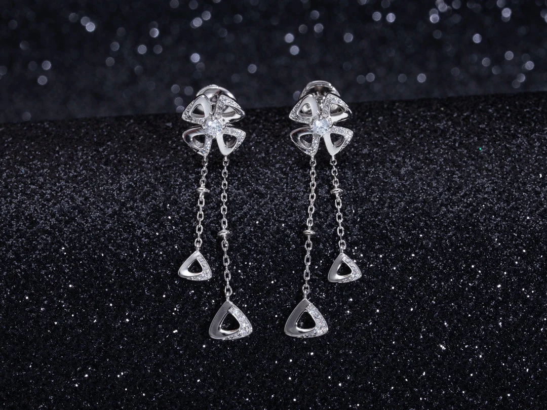 FIOREVER SILVER DIAMOND DROP EARRINGS