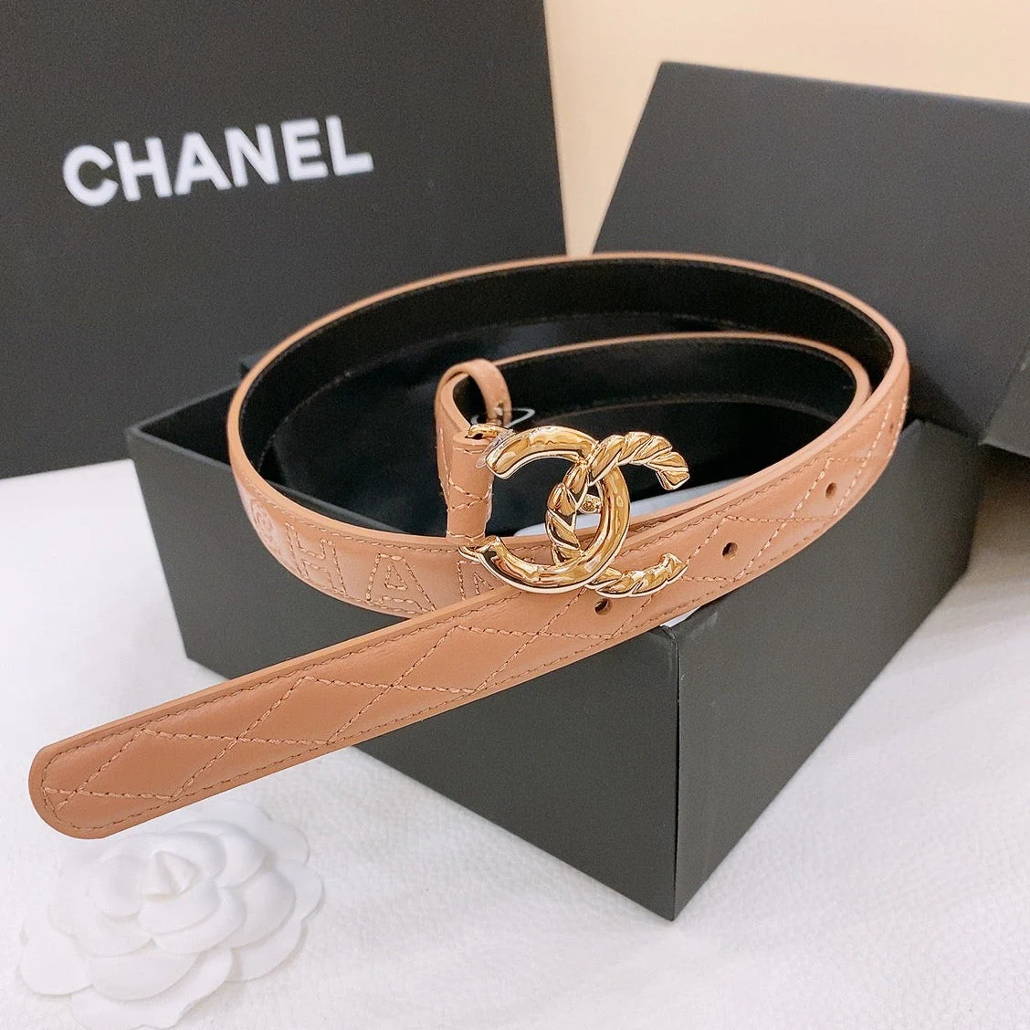 DOUBLE C BELT 20MM IN SAVANNA BROWN CALFSKIN WITH QUILTED STITCHING SPIRAL GOLD BUCKLE