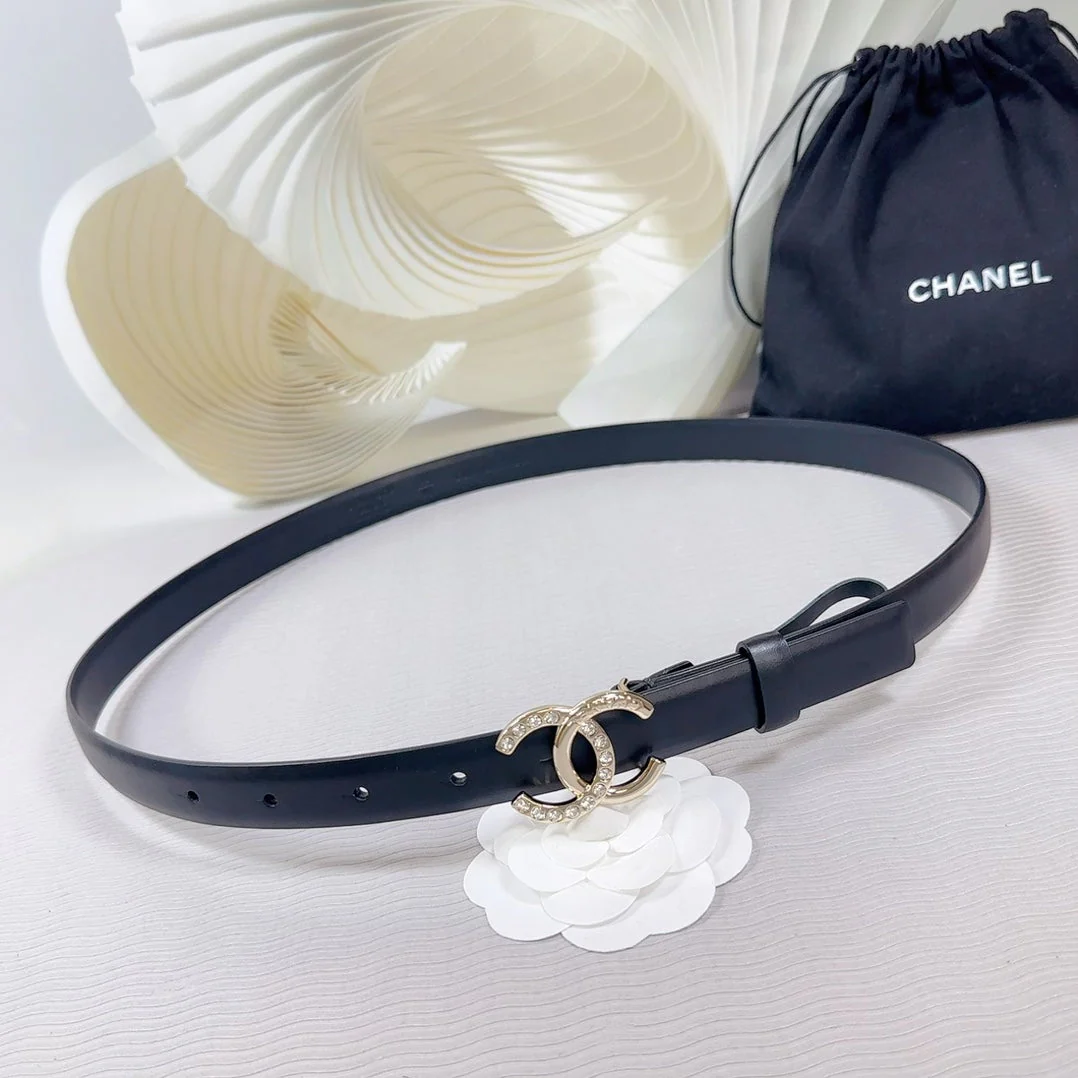CC BELT 20 MM IN BLACK SMOOTH CALFSKIN GOLD HARDWARE ATTACH RHINSTONE