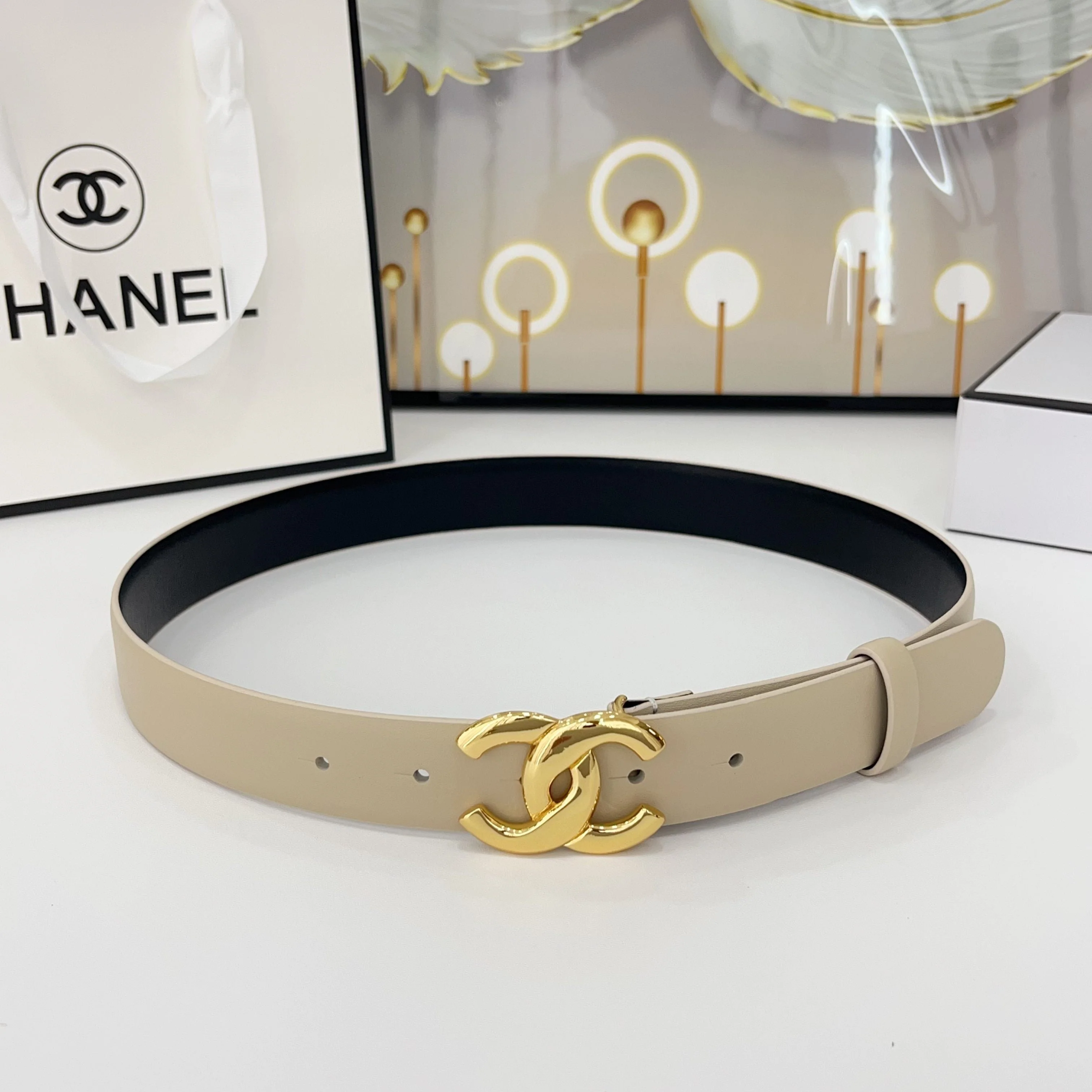 DOUBLE C BELT 30MM IN BEIGE CALFSKIN WITH SHINY GOLD BUCKLE