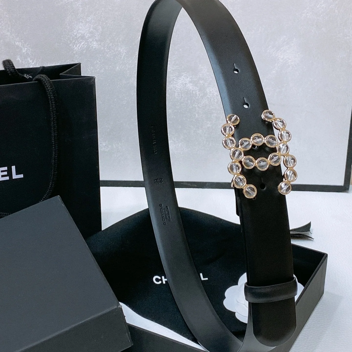 CC BELT 30 MM IN BLACK CALFSKIN PEARL LOGO