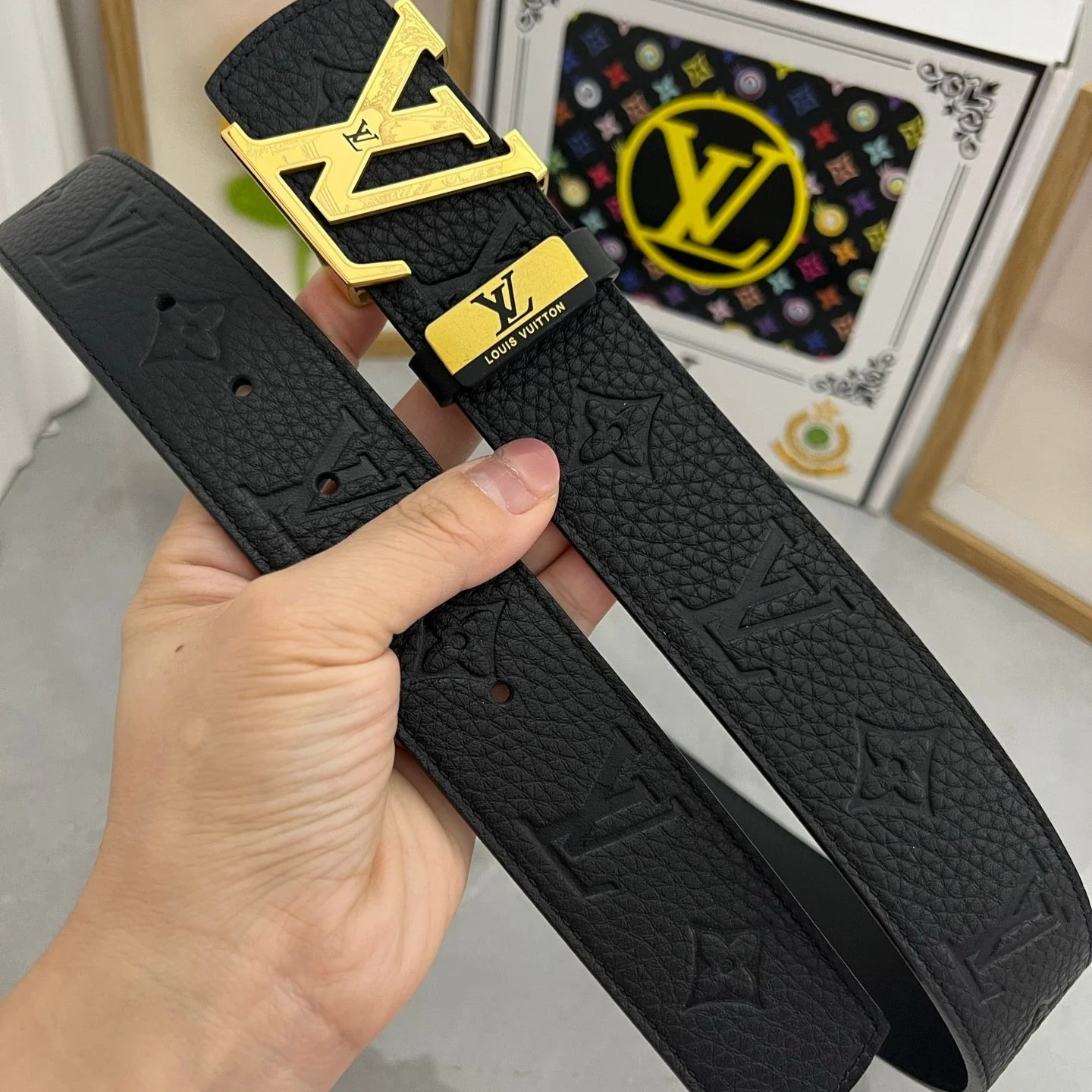 LV 25S BELT 38 MM IN BLACK CALFSKIN 593284