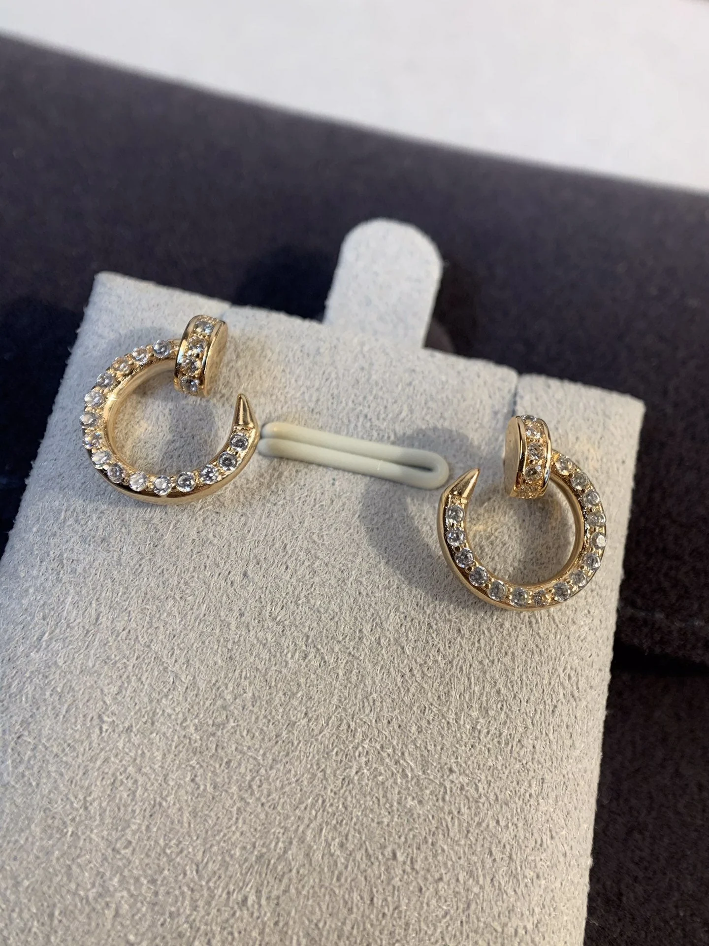 JUSTE EARRINGS 3.65MM PINK GOLD DIAMONDS