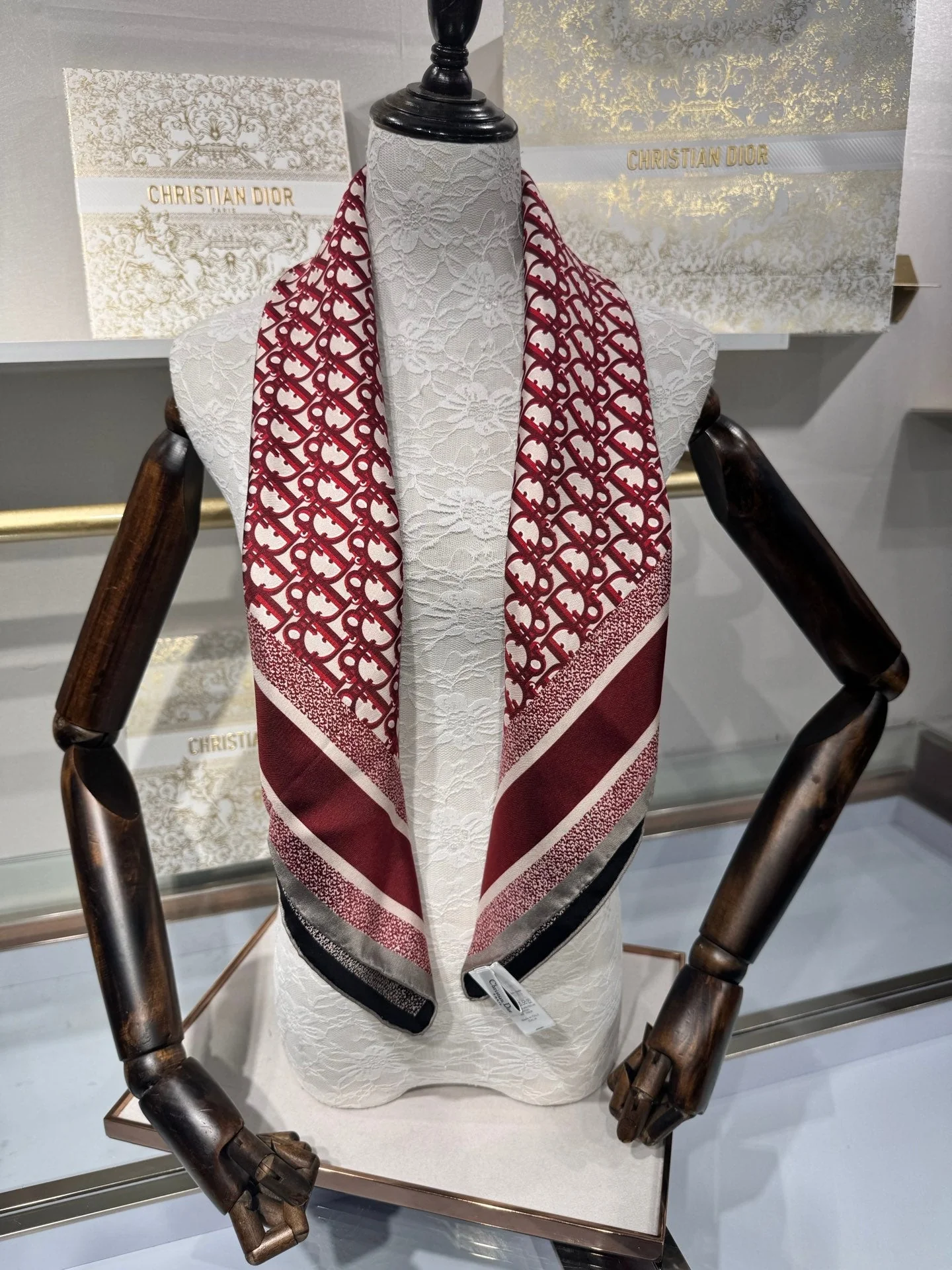 DIOR SCARF 90 CM IN SILK 726515