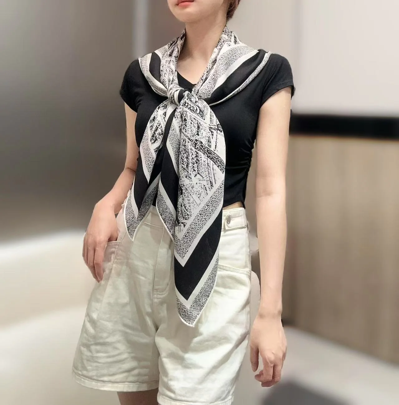 DIOR SCARF 110 CM IN SILK 730652