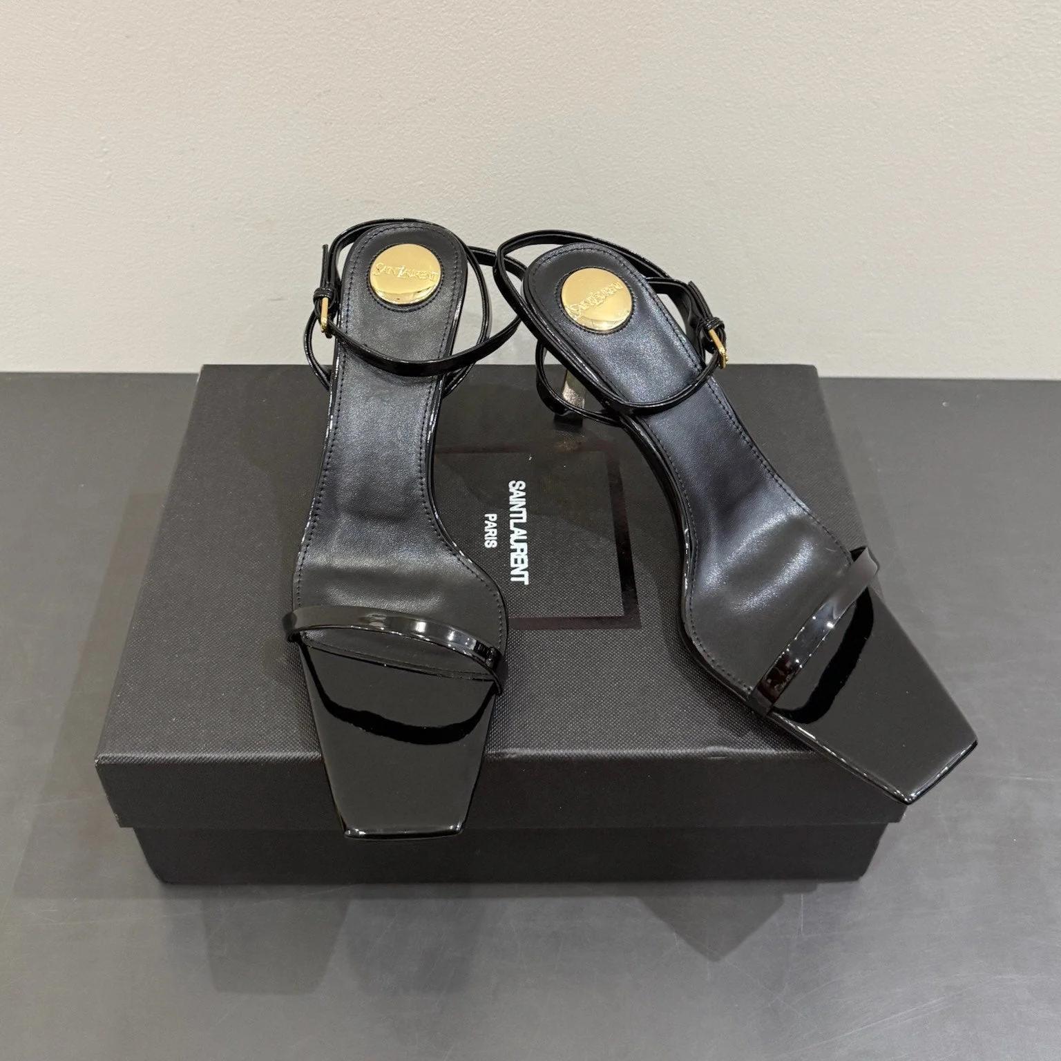 YSL KITTEN HEEL SANDALS 25S IN BLACK GLOSSY LAMBSKIN