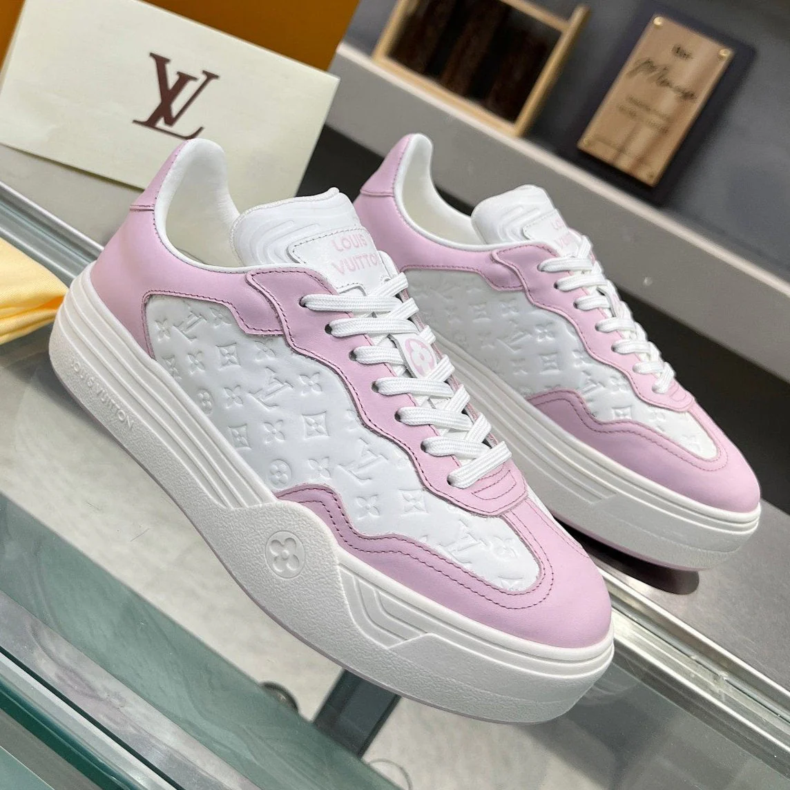 LV WOMEN GROOVY PLATFORM IN WHITE MIX LIGHT PINK EMBOSSED CALFSKIN