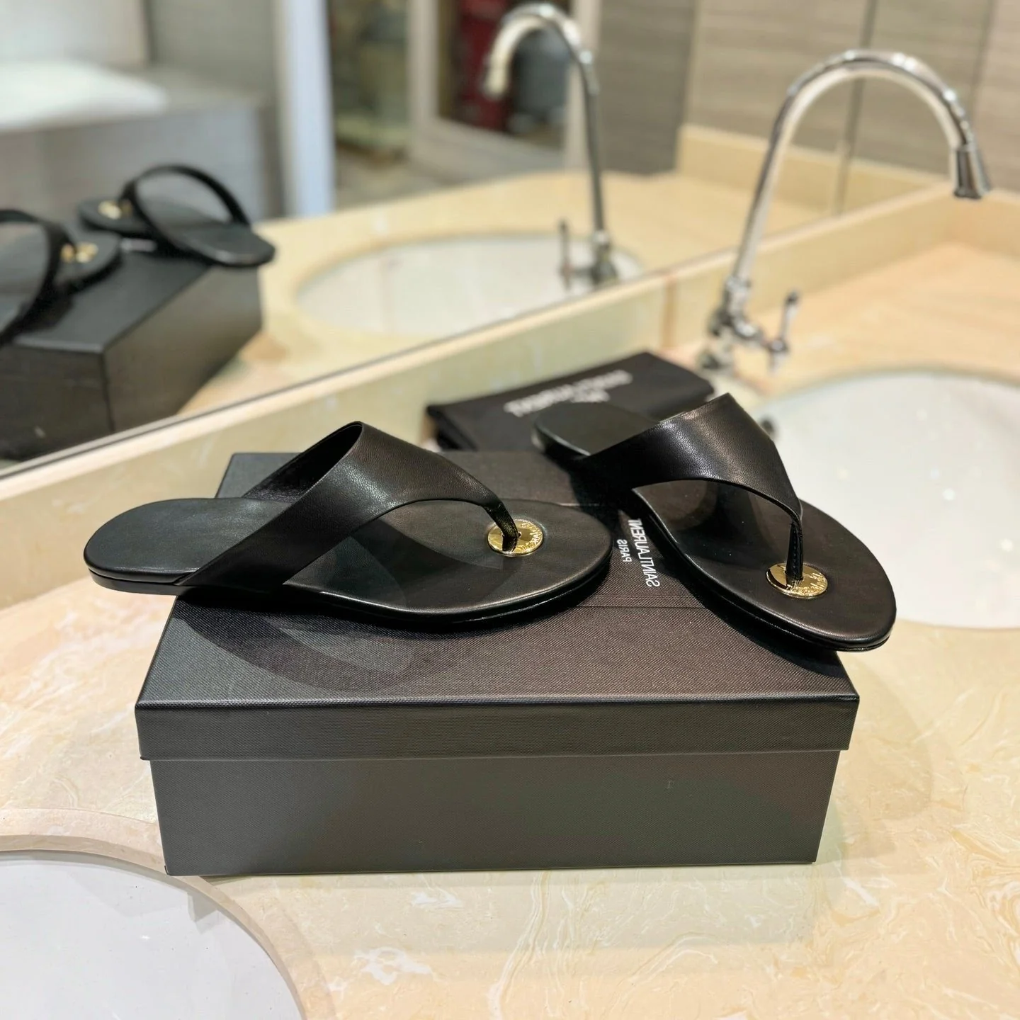 SL KOUROS THONG SANDALS BLACK CALFSKIN