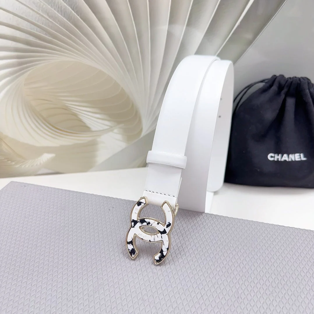 CC 30MM BELT IN WHITE SHINNY CALFSKIN WHITE LOGO