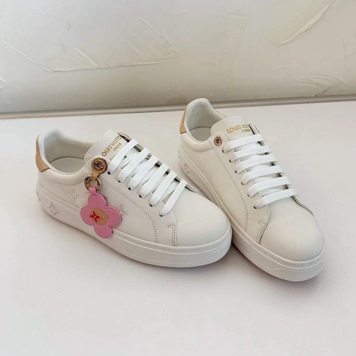 TIME OUT SNEAKER IN WHITE CALFSKIN