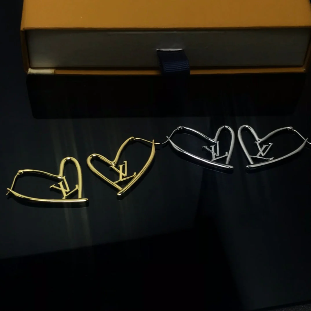 jew-lv-earrings