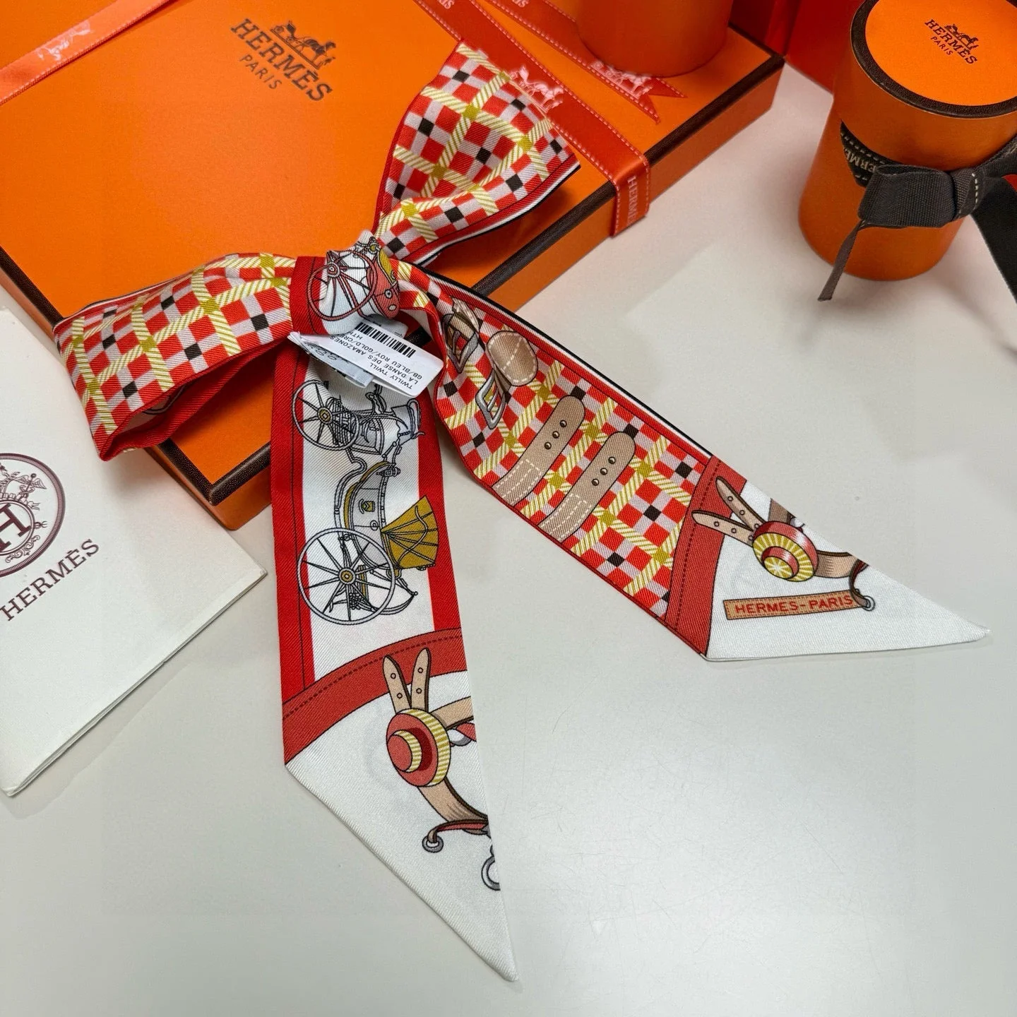 HERMES 25S SCARF 90 IN SILK 854950