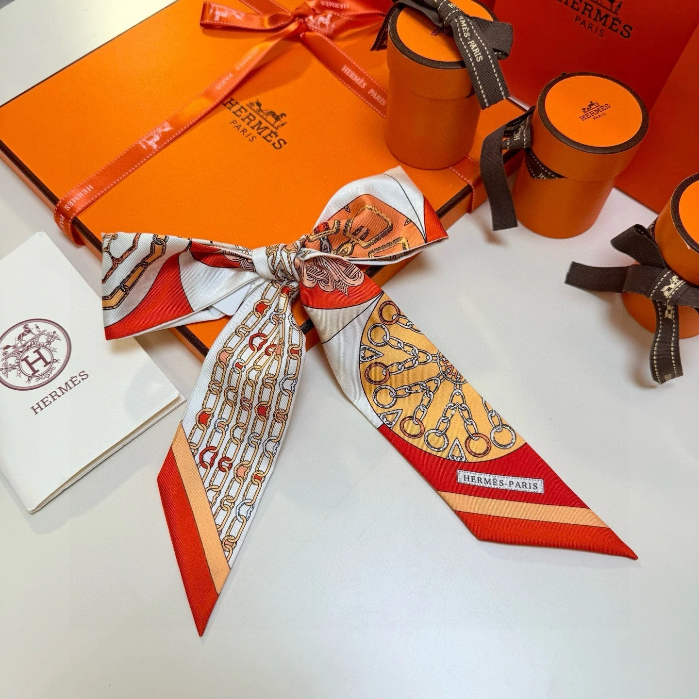 HERMES 25S SCARF 90 IN SILK 856722
