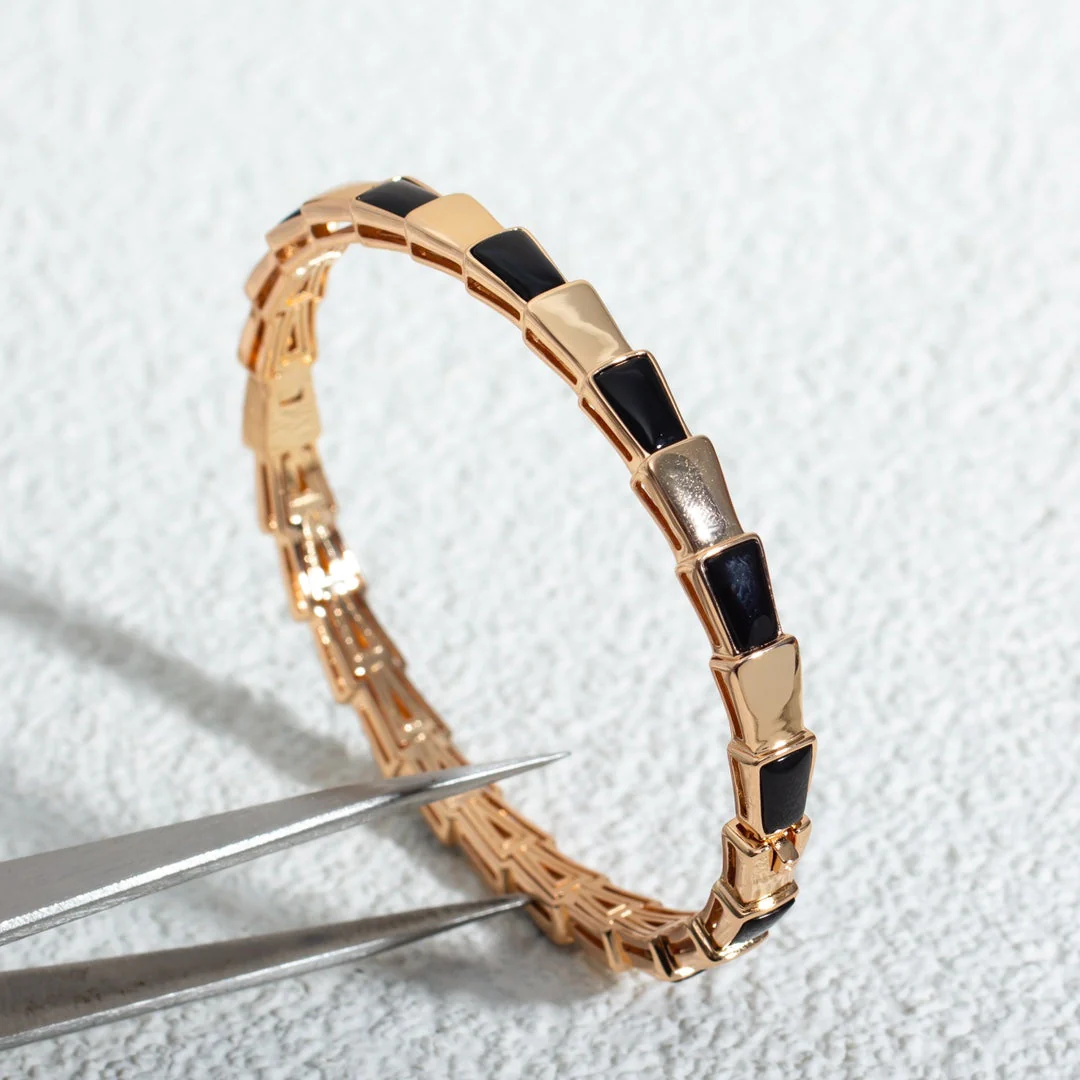 SERPENTI BRACELET PINK GOLD ONYX