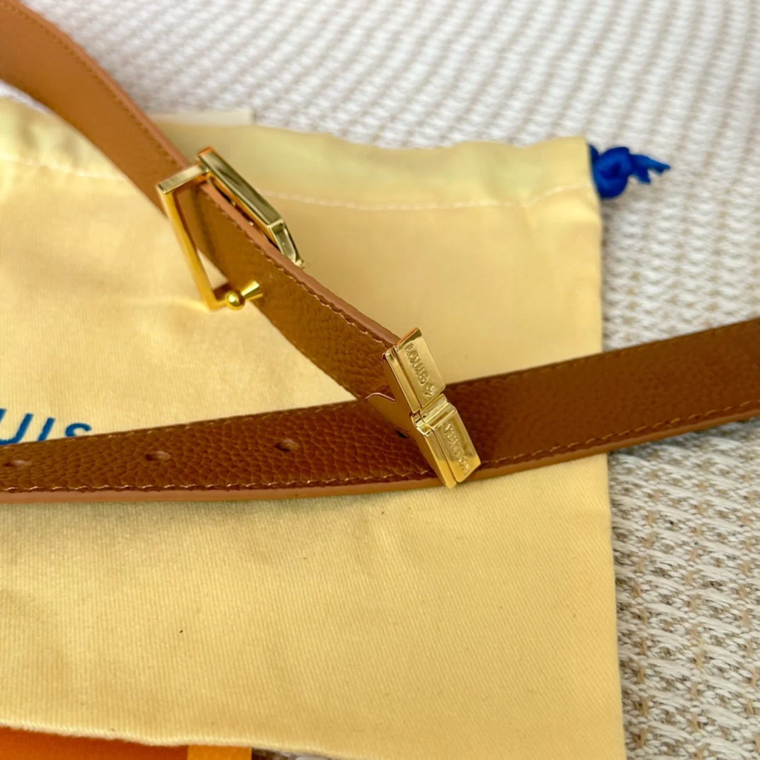 Pretty LV 30mm Reversible Belt Tan Gold Buckle Tan Brown Leather
