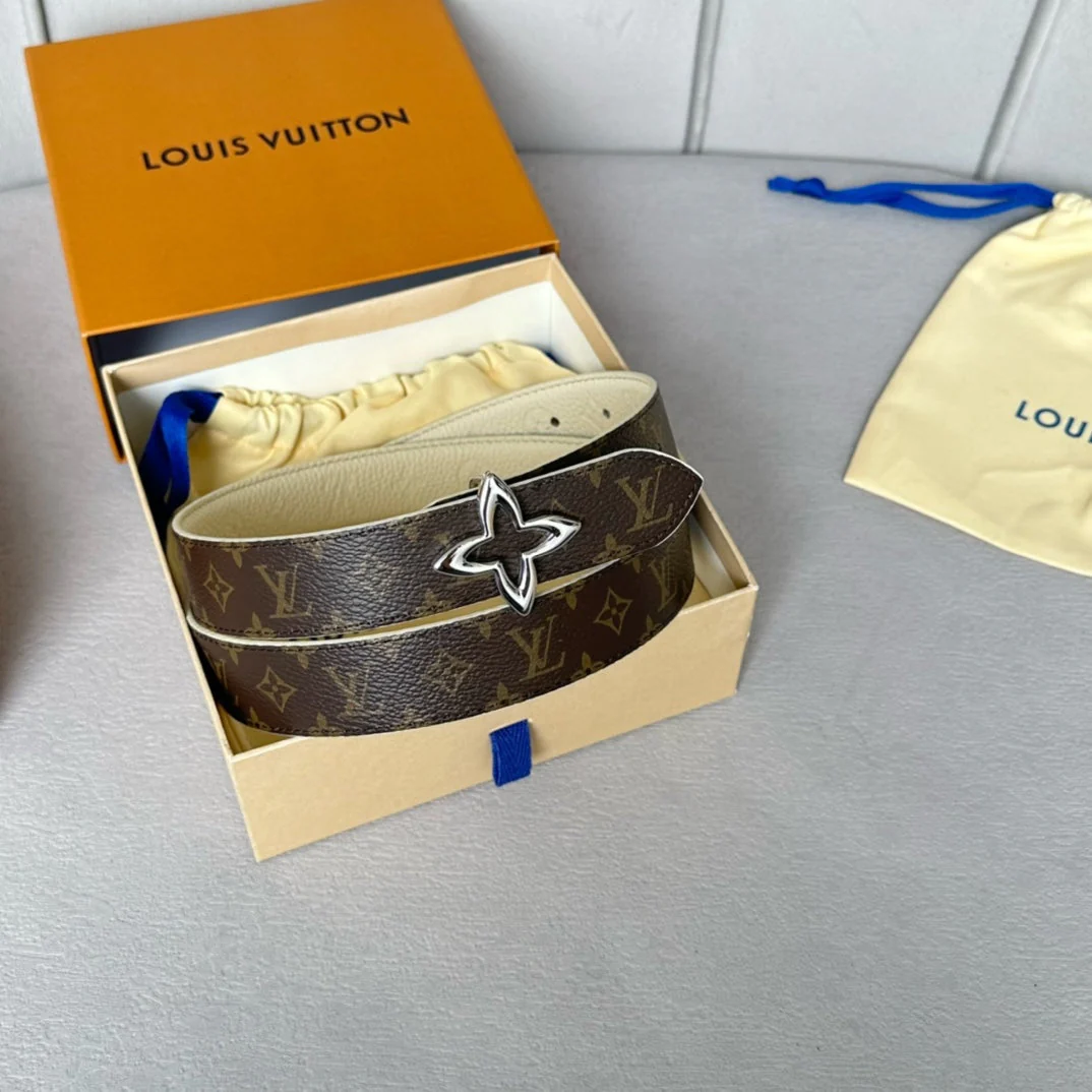 LV  MINI FLOWERGRAM 30MM REVERSIBLE BELT IN WHITE EMBOSSED CALFSKIN SILVER HARDWARE