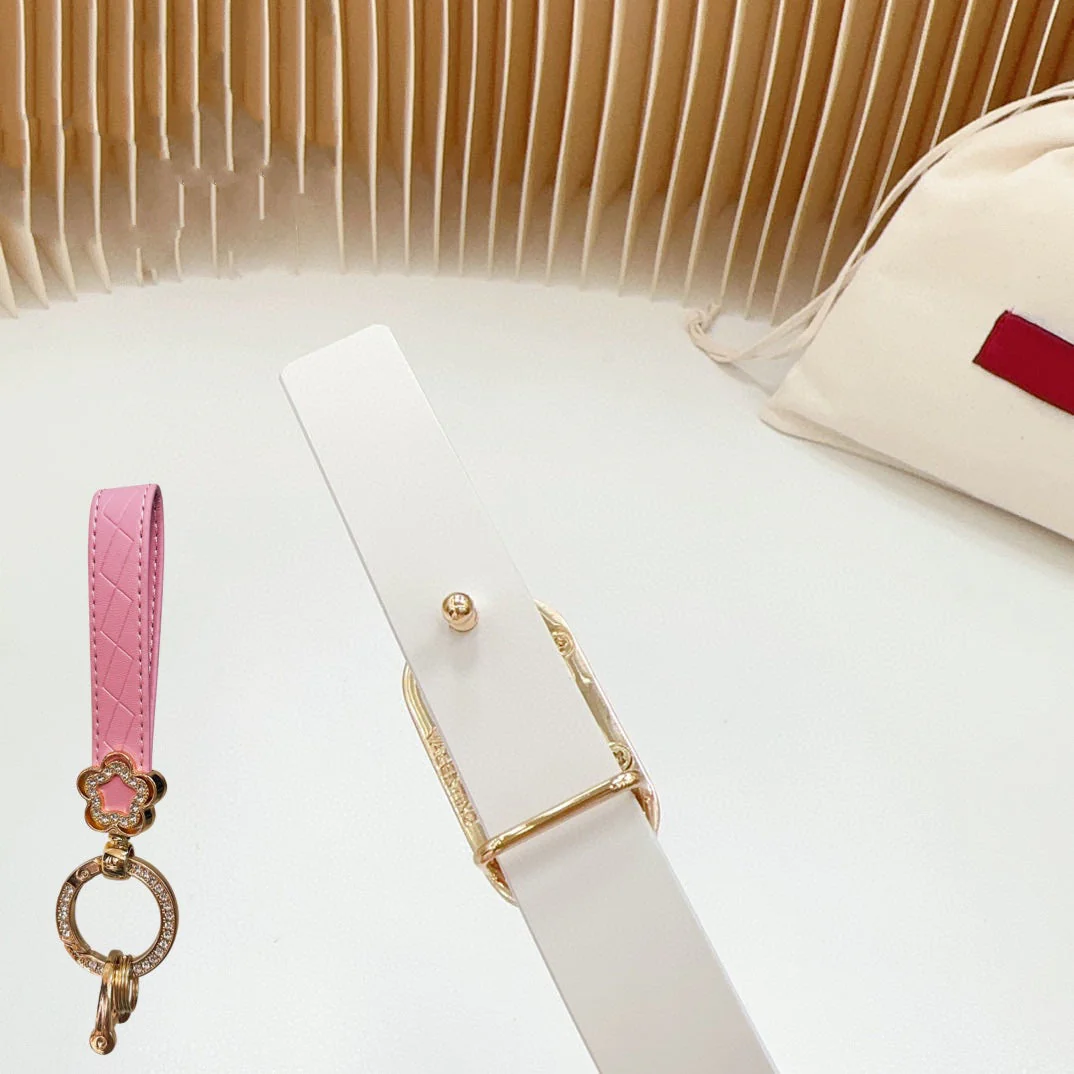 Gold Vlogo and Silver Hardware Buckle Gold White Calfskin 20mm