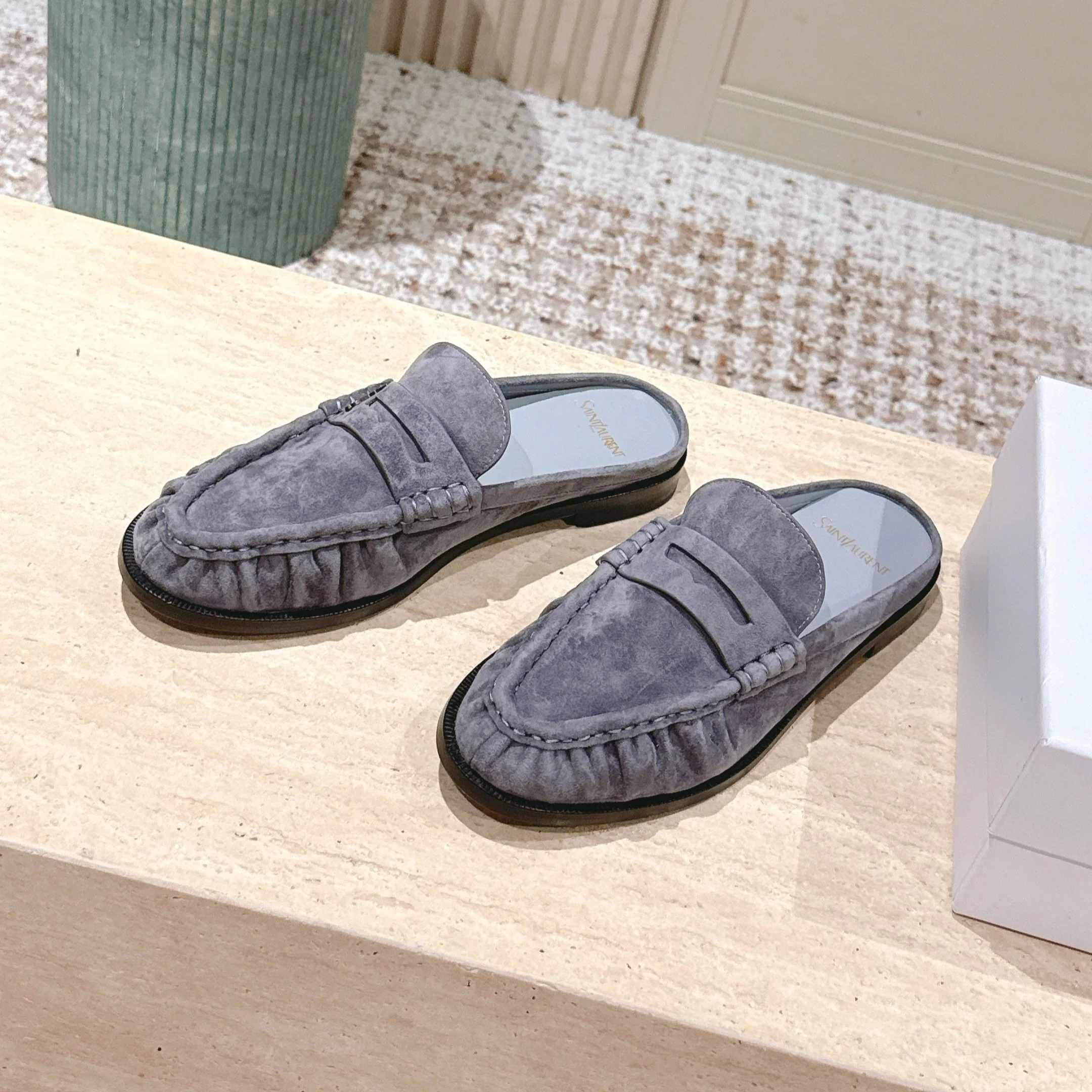 YSL 25S LOAFER MULE IN GRAY SUEDE