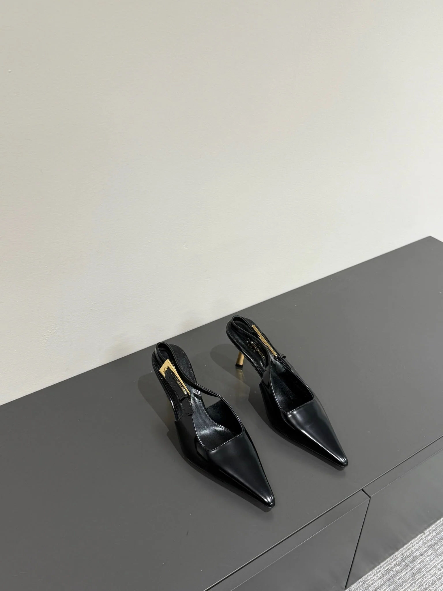 LEE SLINGBACK PUMPS 75 MM IN BLACK PATENT CALFSKIN