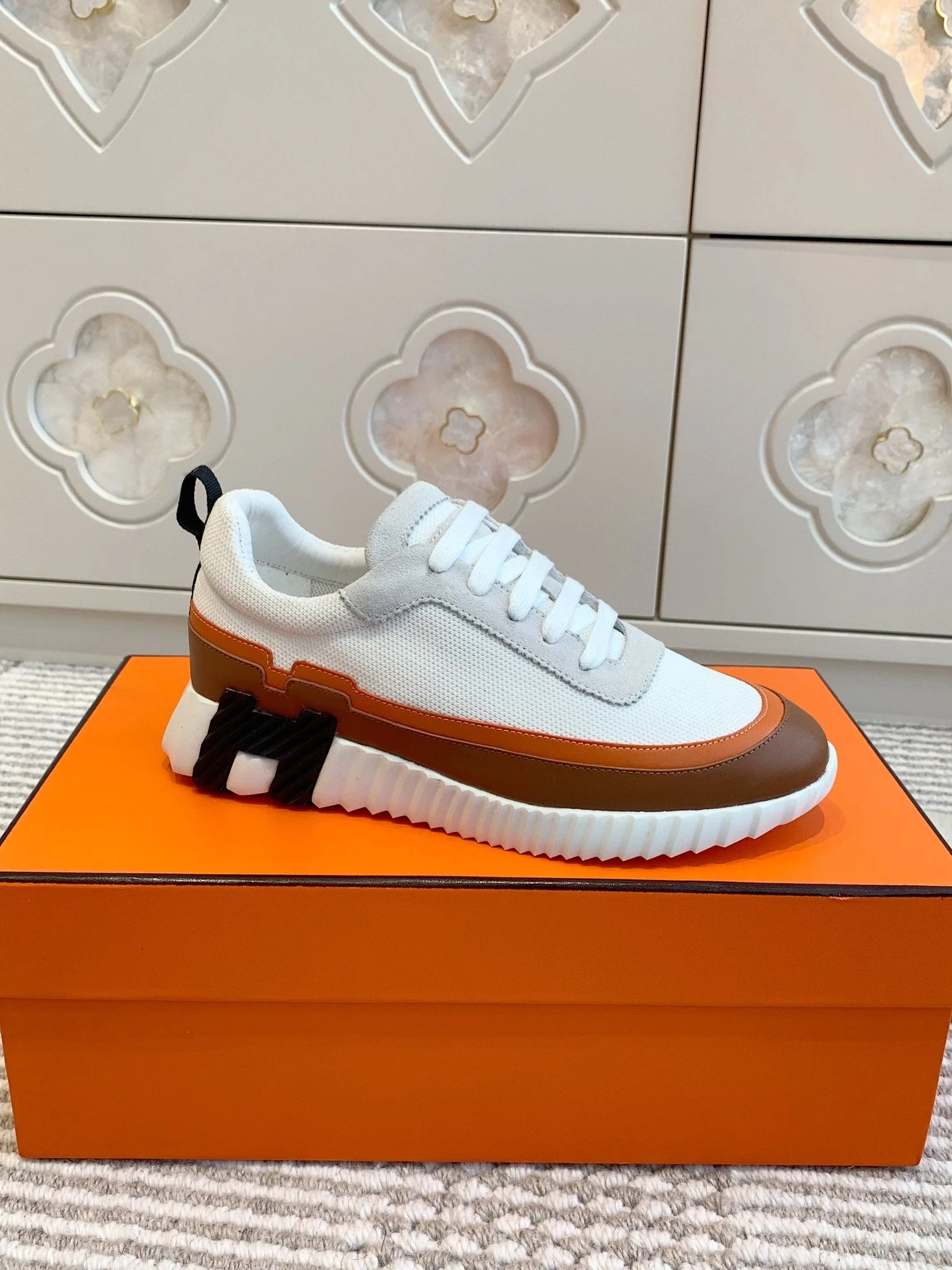 BOUNCING SNEAKER IN WHITE GRAPHIC MESH AND BRONZE BROWN CALFSKIN