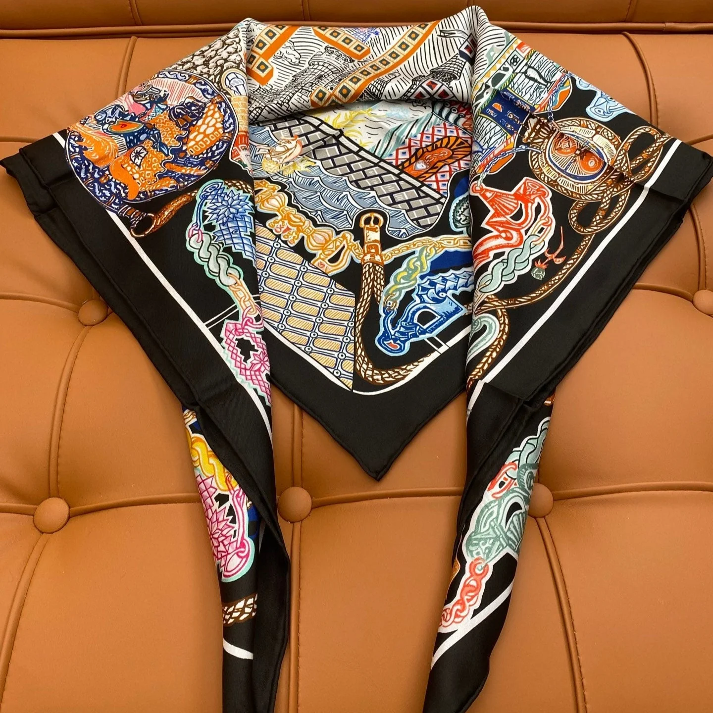 HERMES 25S SCARF 90 IN SILK 703686
