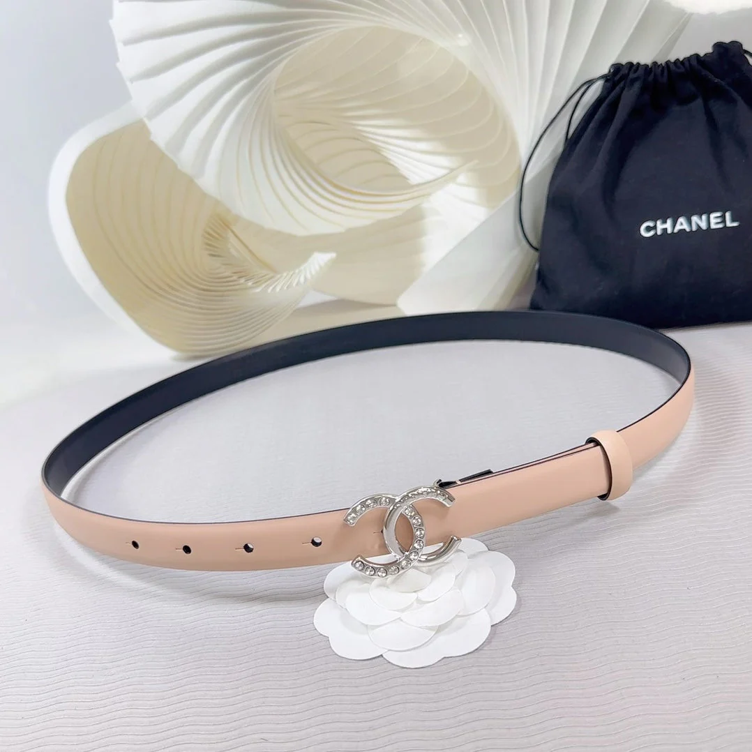 CC BELT 20 MM IN DESERT SAND SMOOTH CALFSKIN SILVER HARDWARE ATTACH RHINSTONE