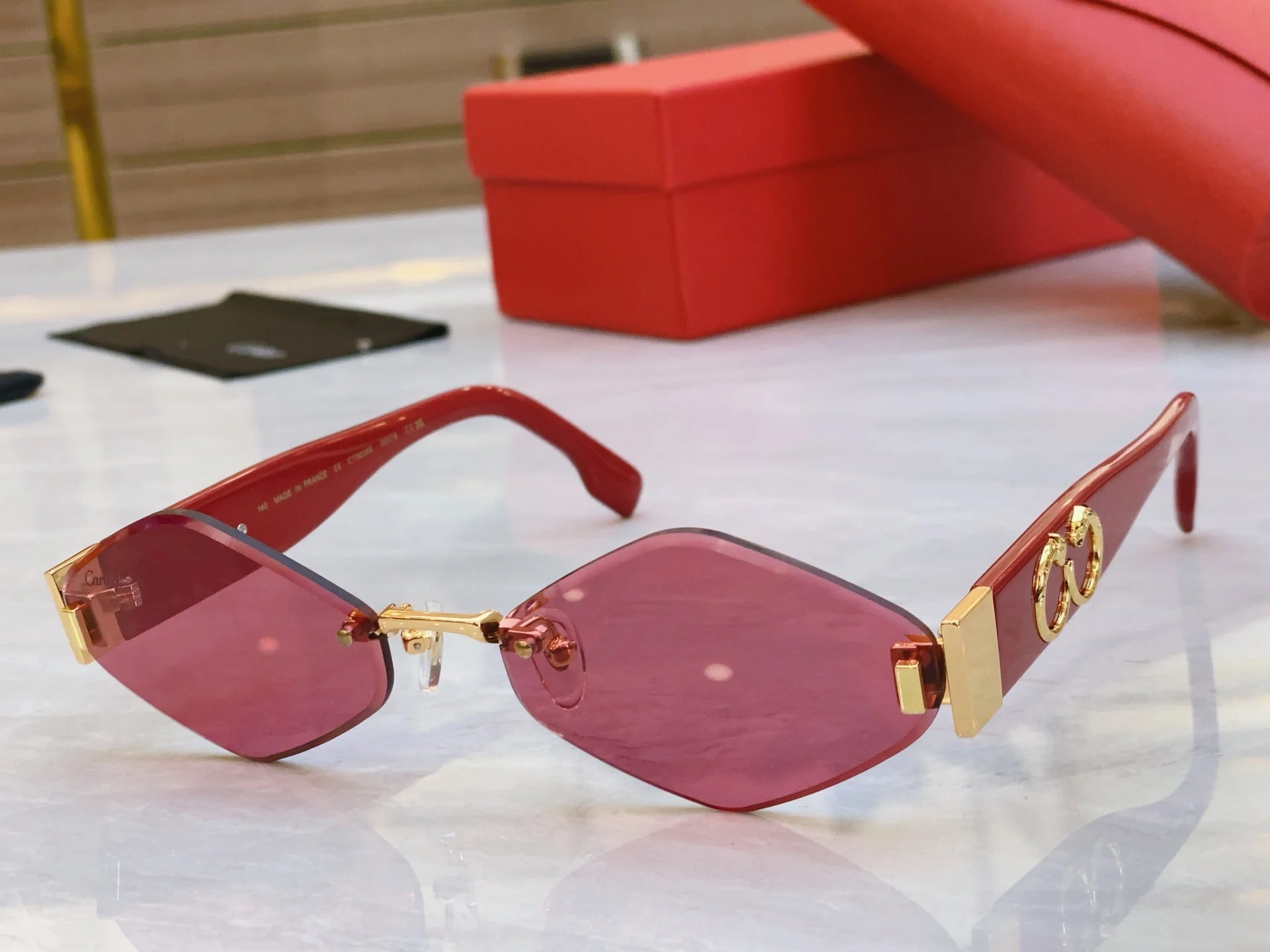 PANTHÈRE RHOMBUS FRAME SUNGLASSES CT00638S IN METAL AND ACETATE