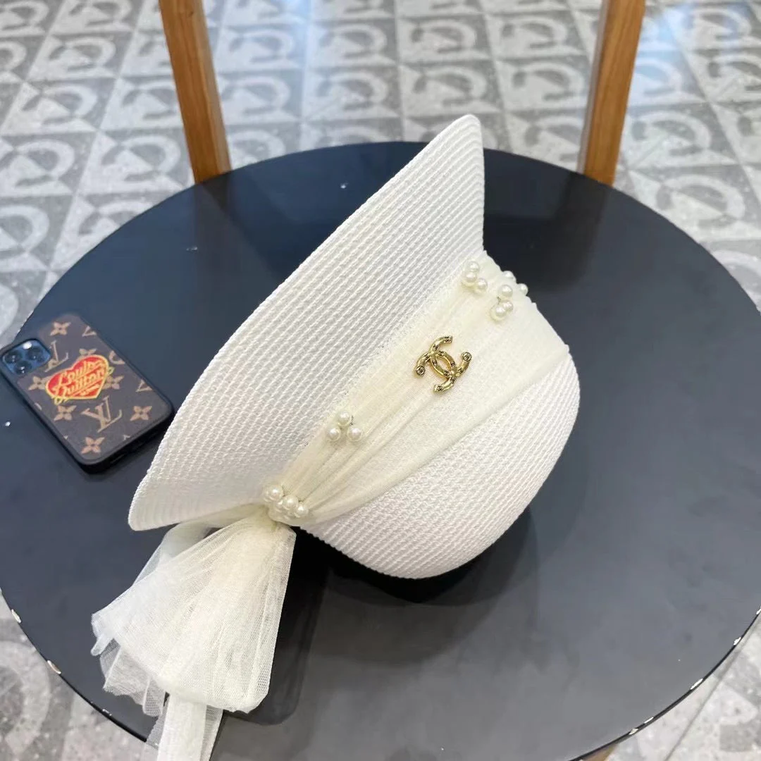 STRAW HAT BOW WITH PEARL WHITE 672700