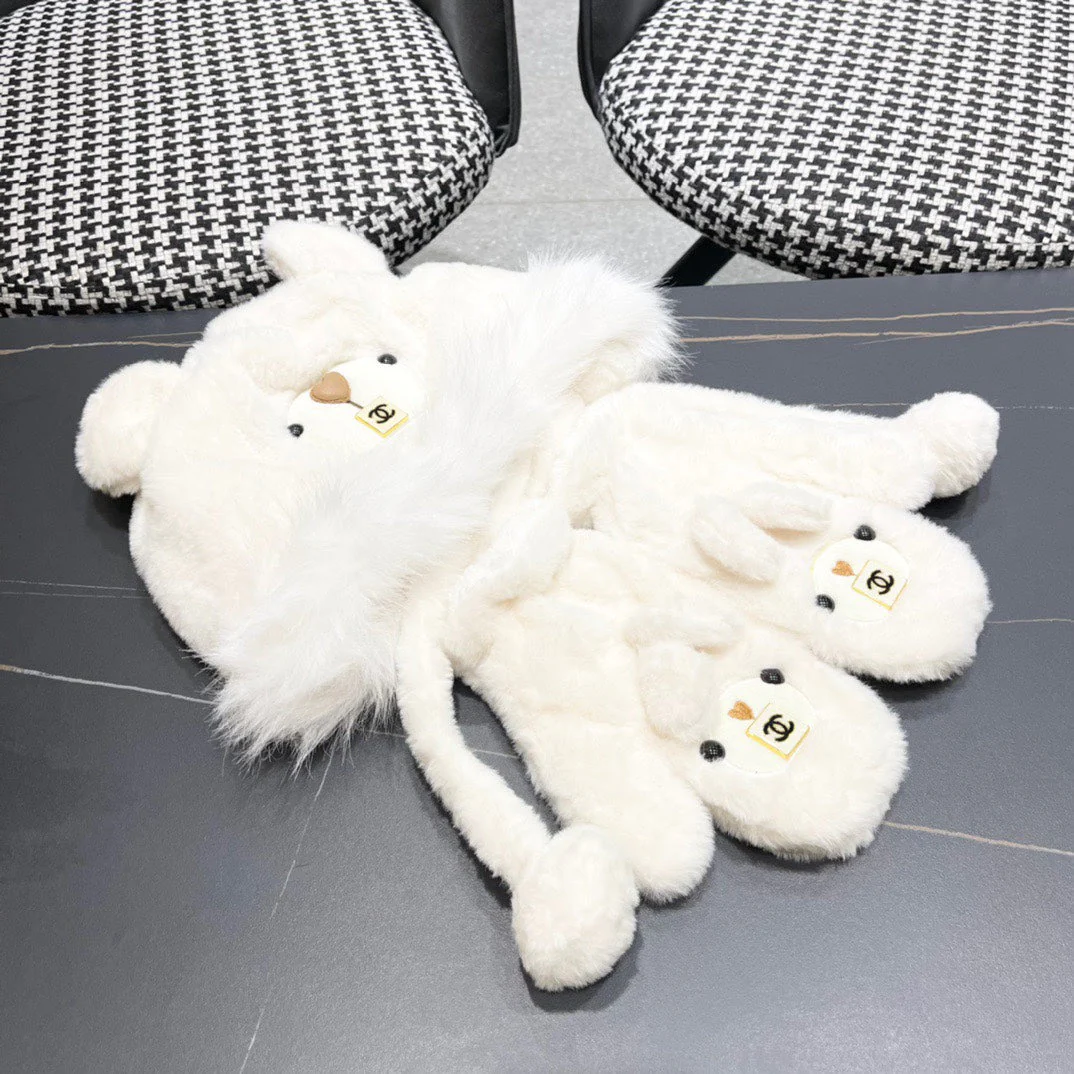 THREE-PIECE SET IN WHITE FLEECE AND WOOL 433195